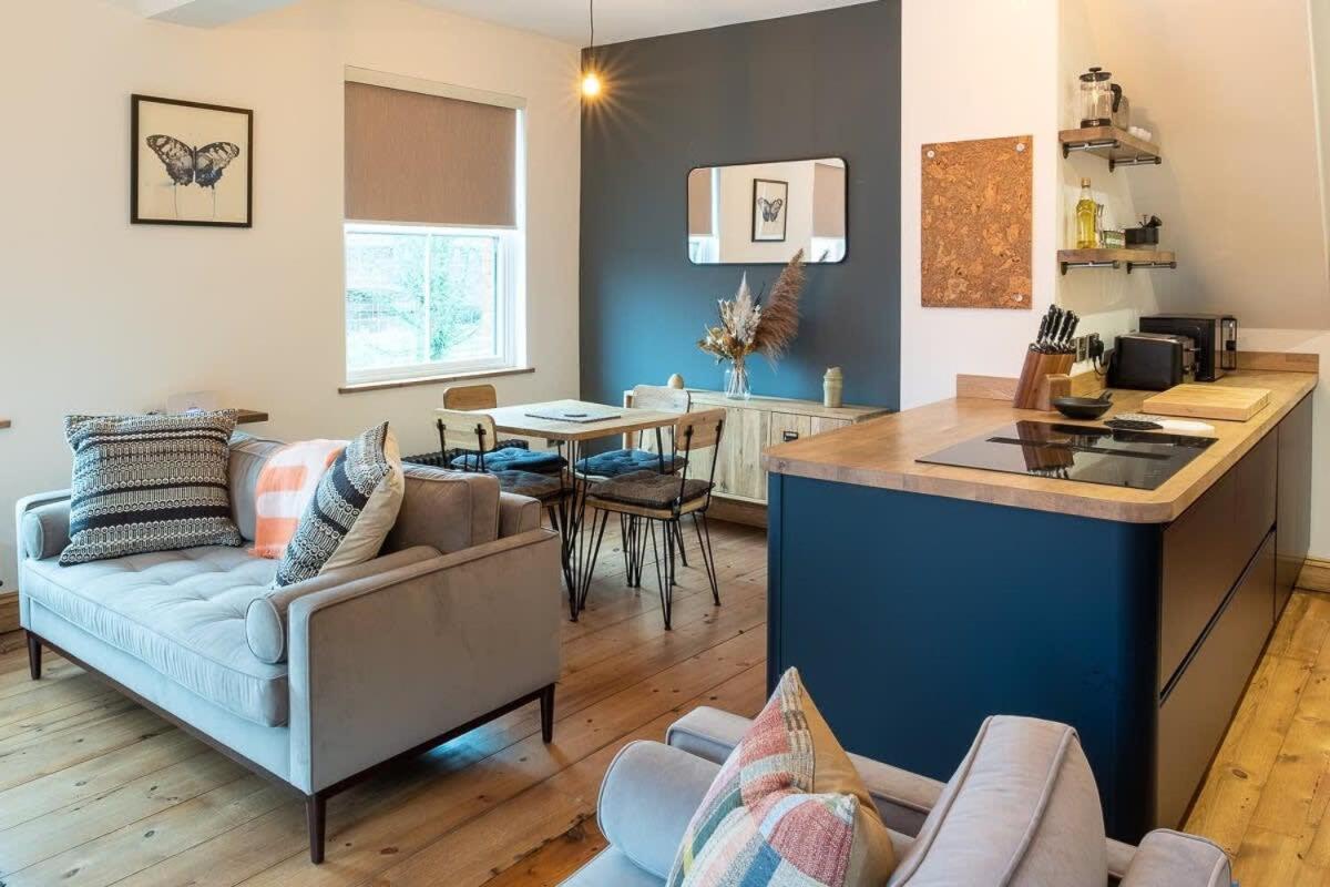 Two-Bedroom Apartment photo 1