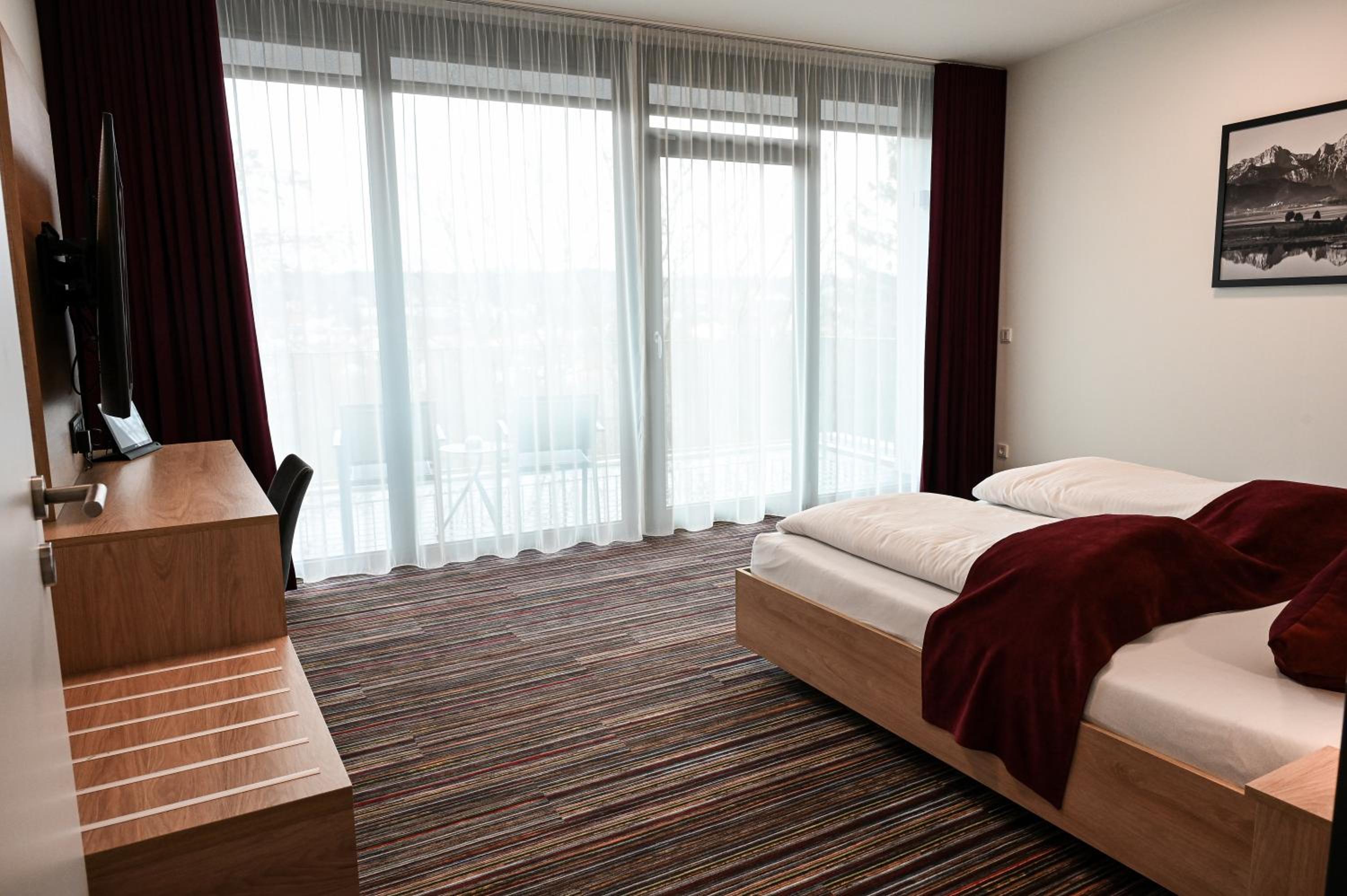 Suite with Balcony - Photo 1