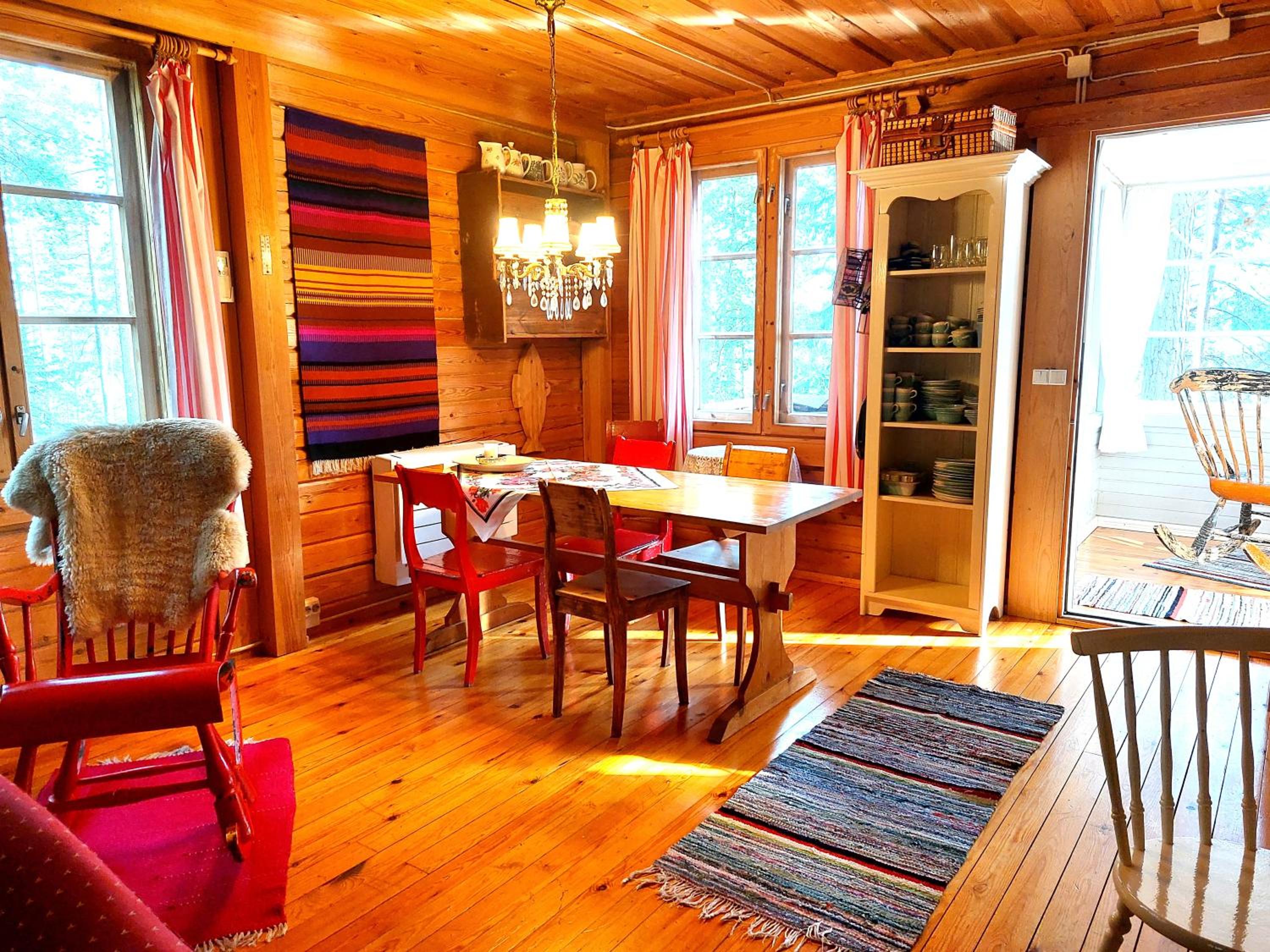 Villa photo 2