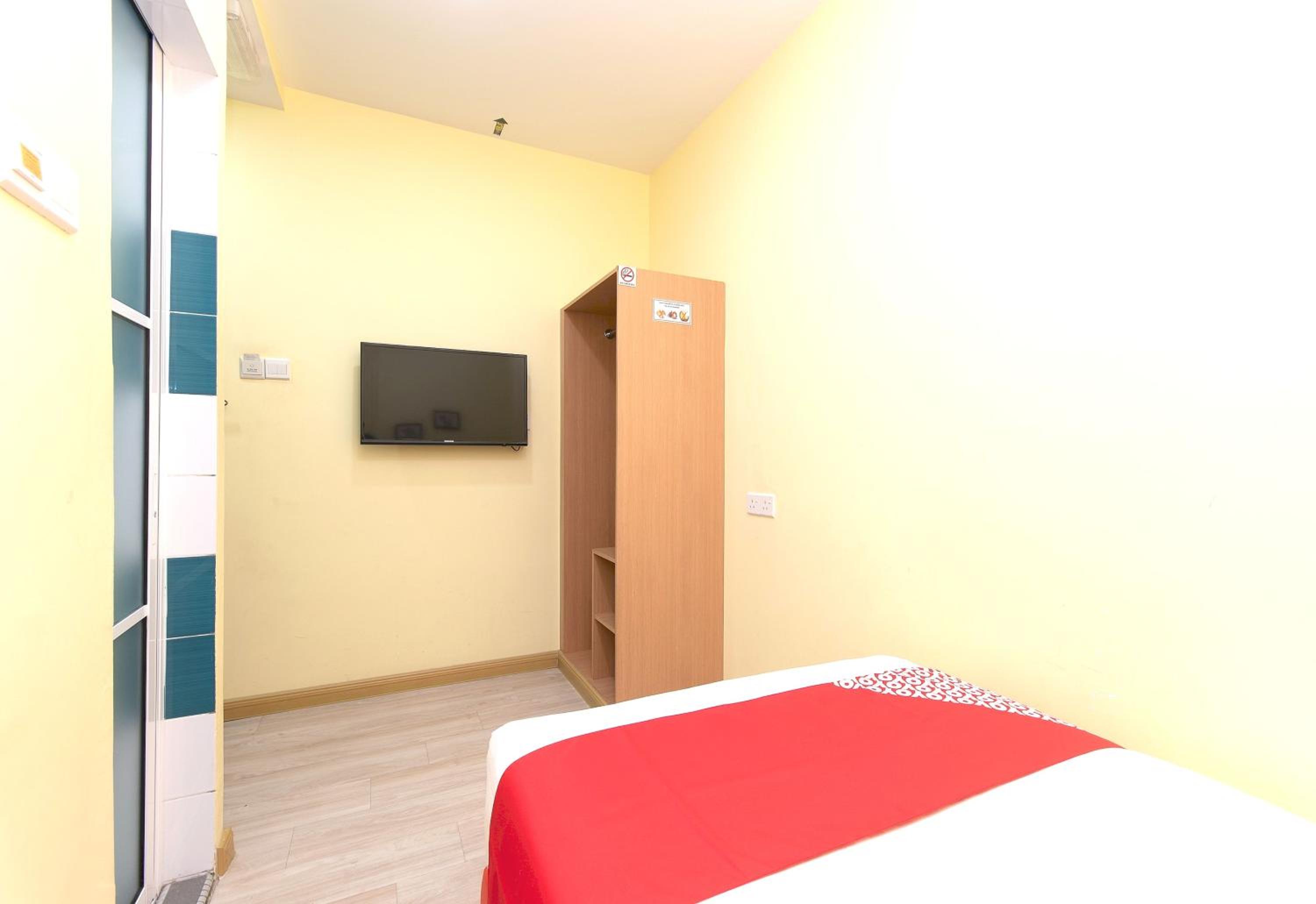 Standard Single Room photo 2