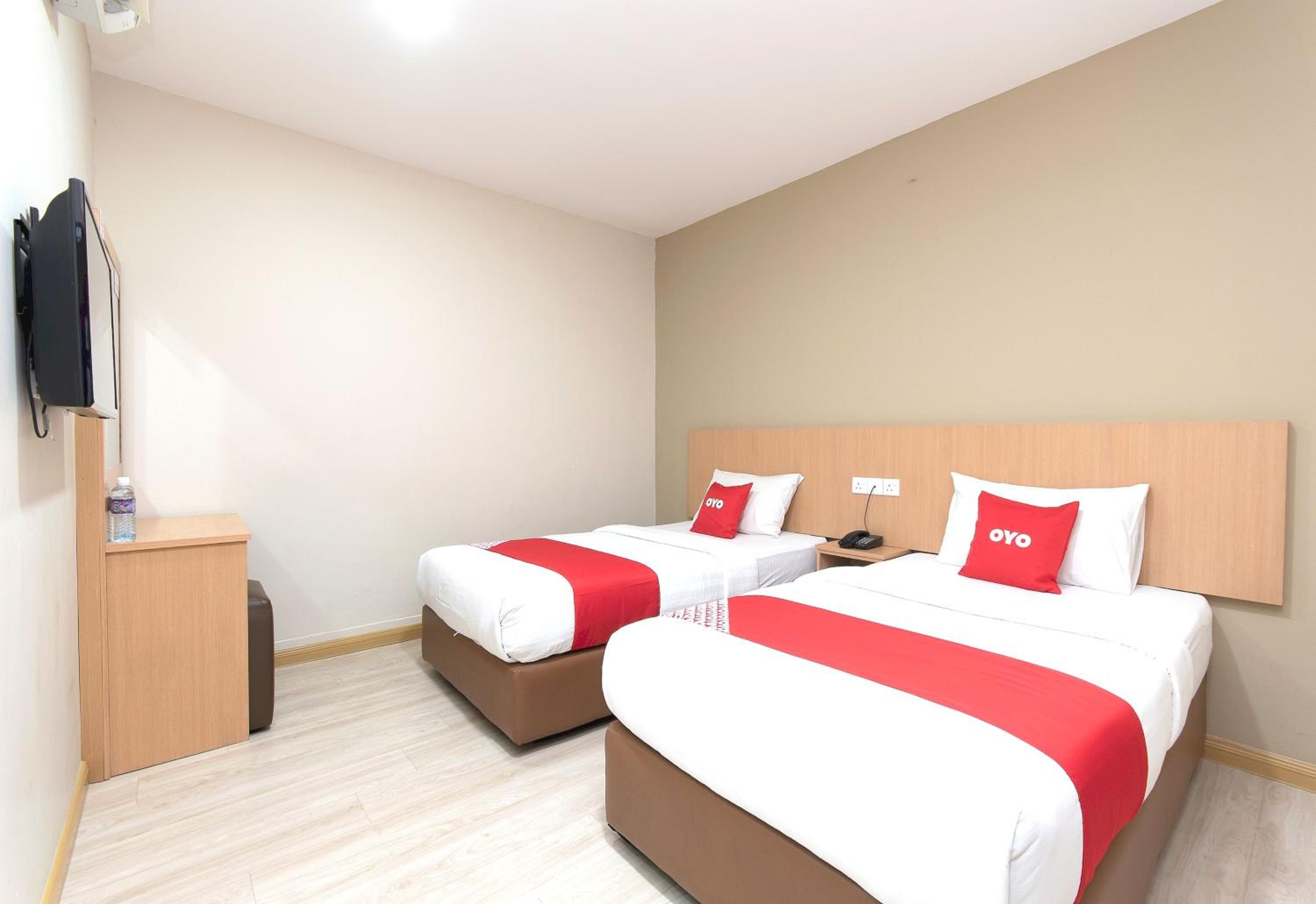 Standard Twin Room photo 3