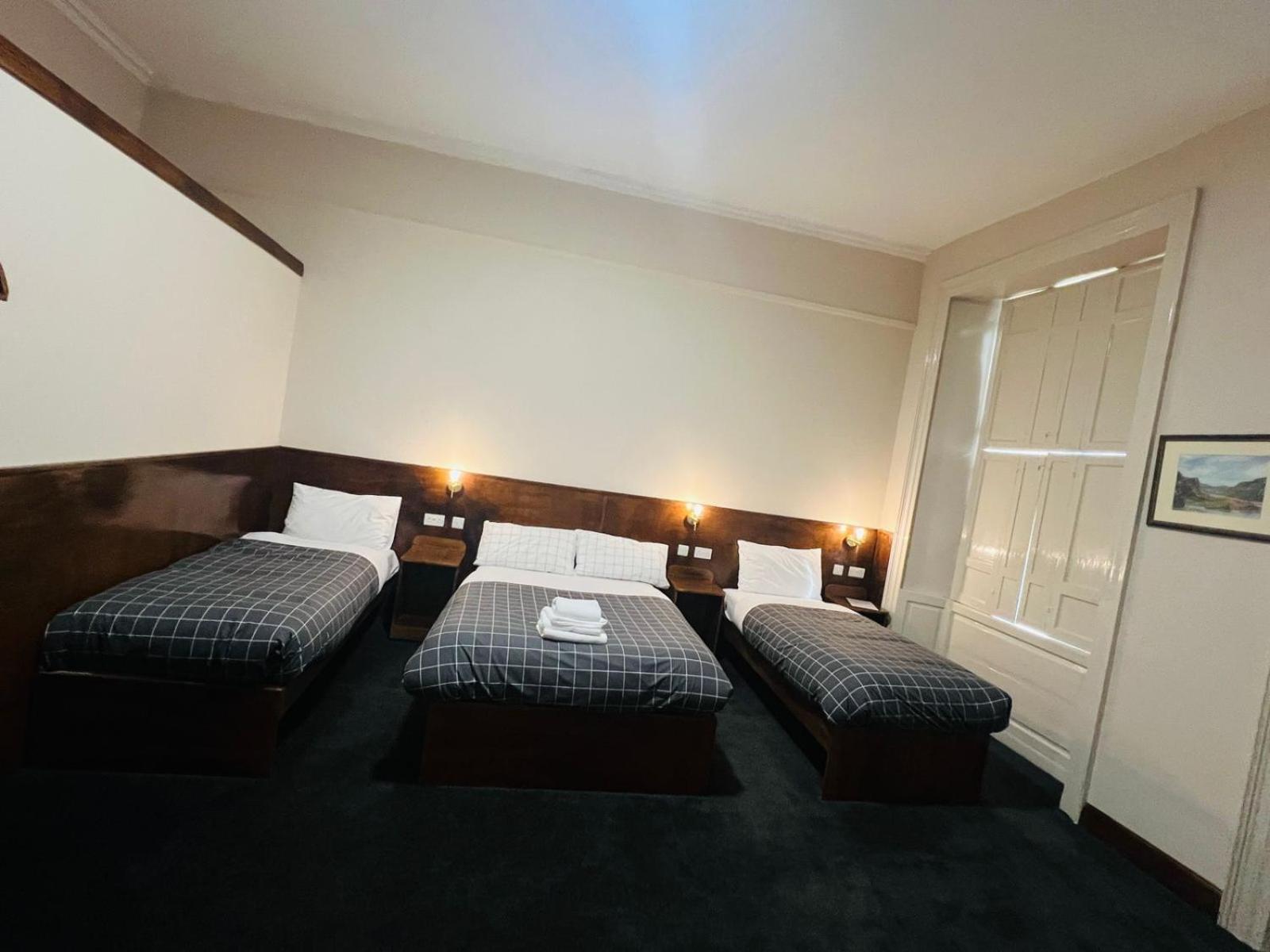 Quadruple Room - Photo 3