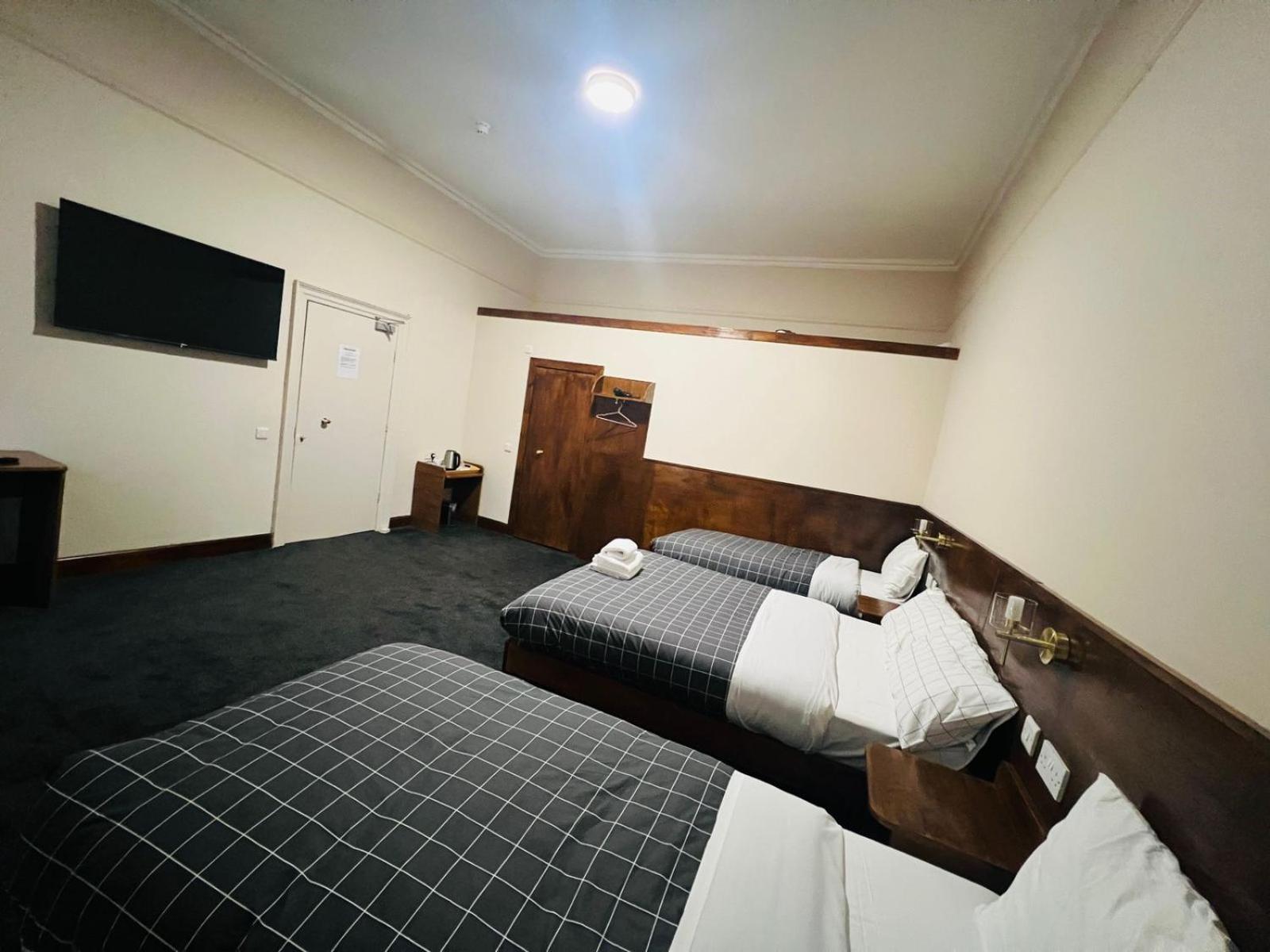 Quadruple Room - Photo 2