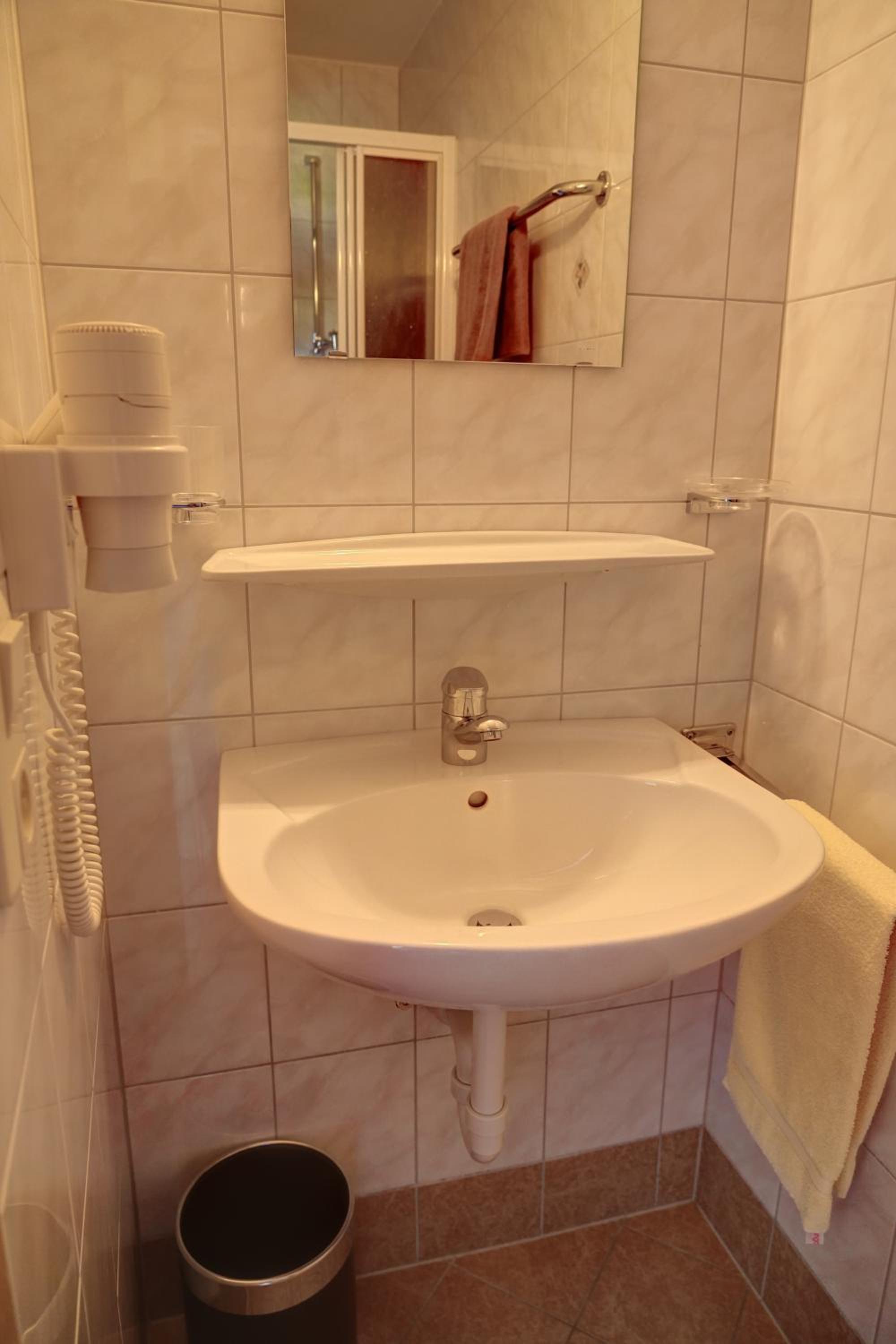 Single Room with Balcony photo 3