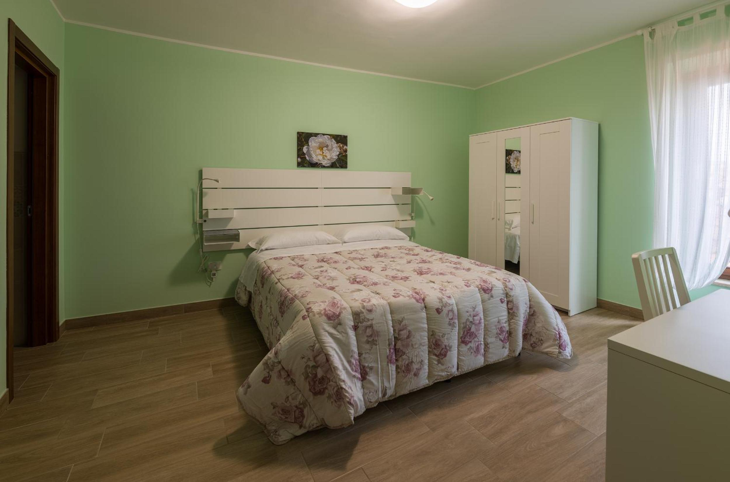 Standard Double Room photo 1