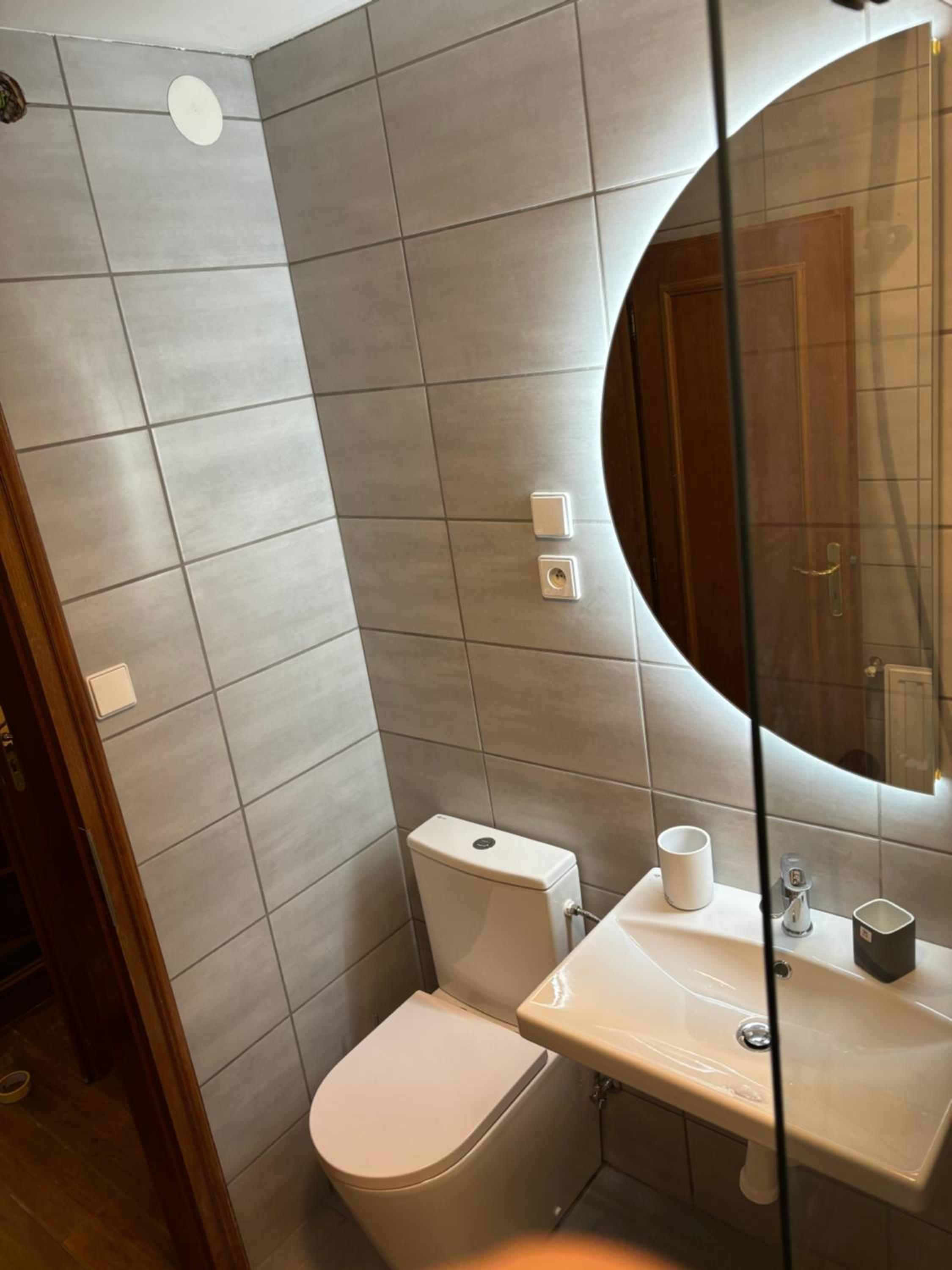Double Room - Photo 6