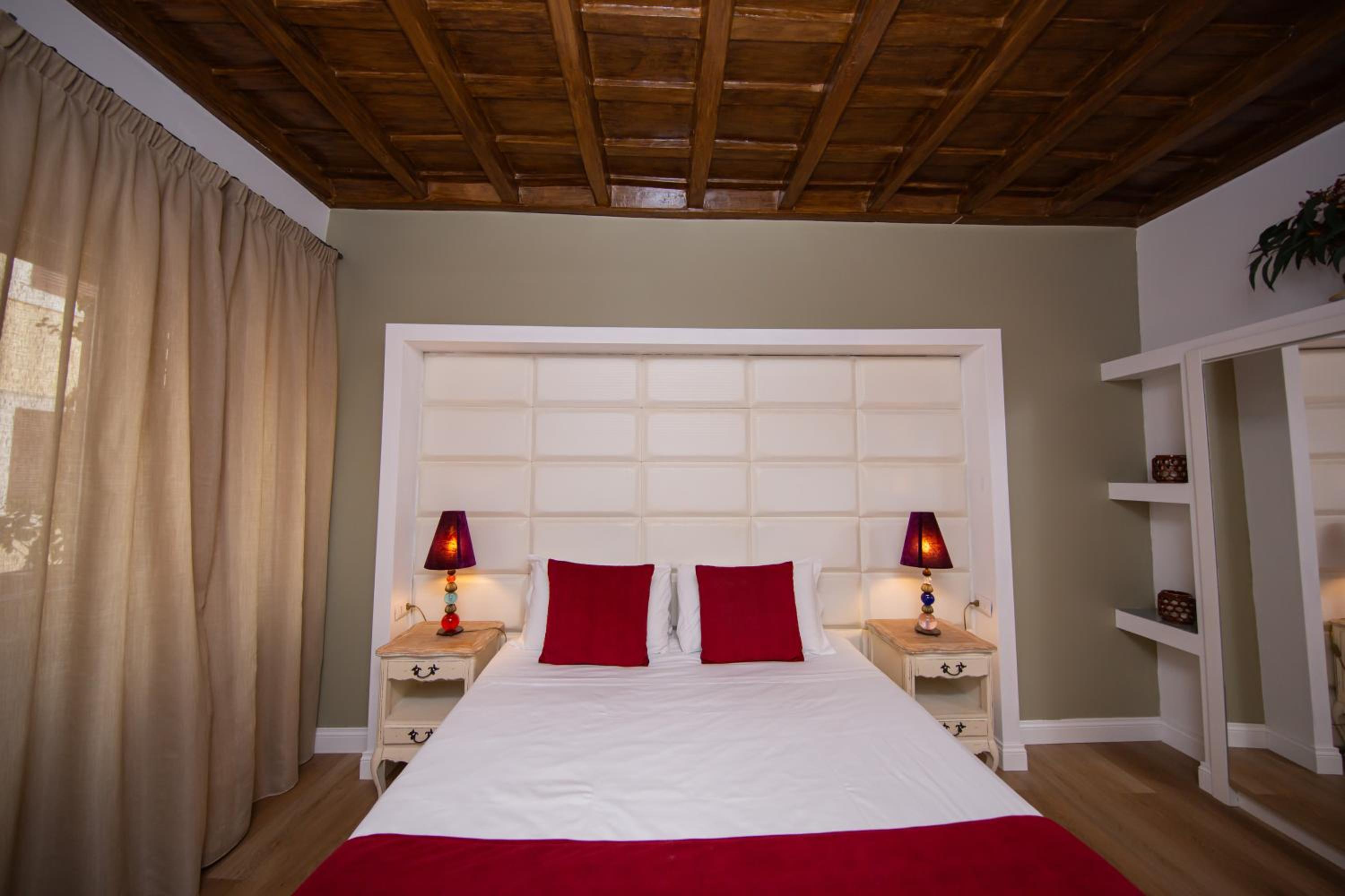 King Room with Spa Bath photo 2