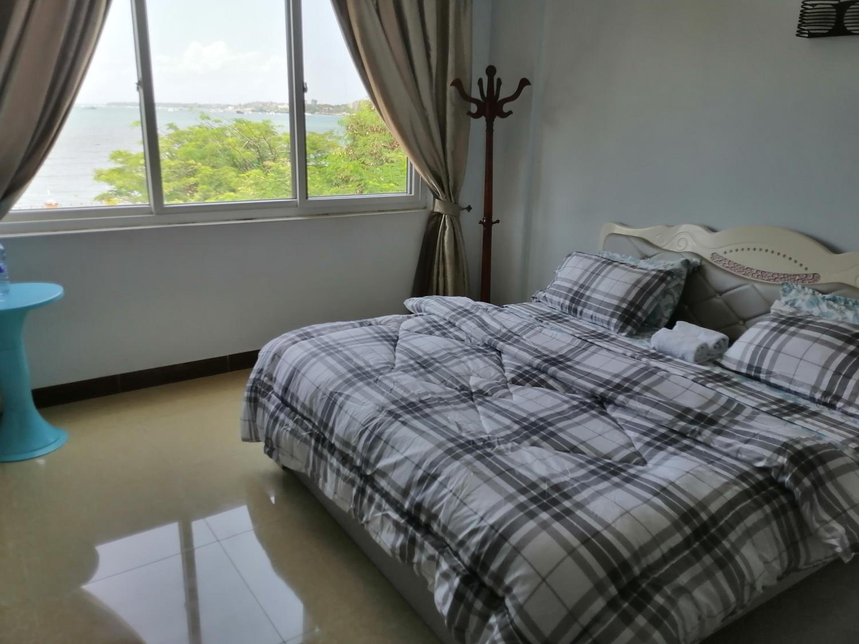Deluxe Double Room With Balcony And Sea View