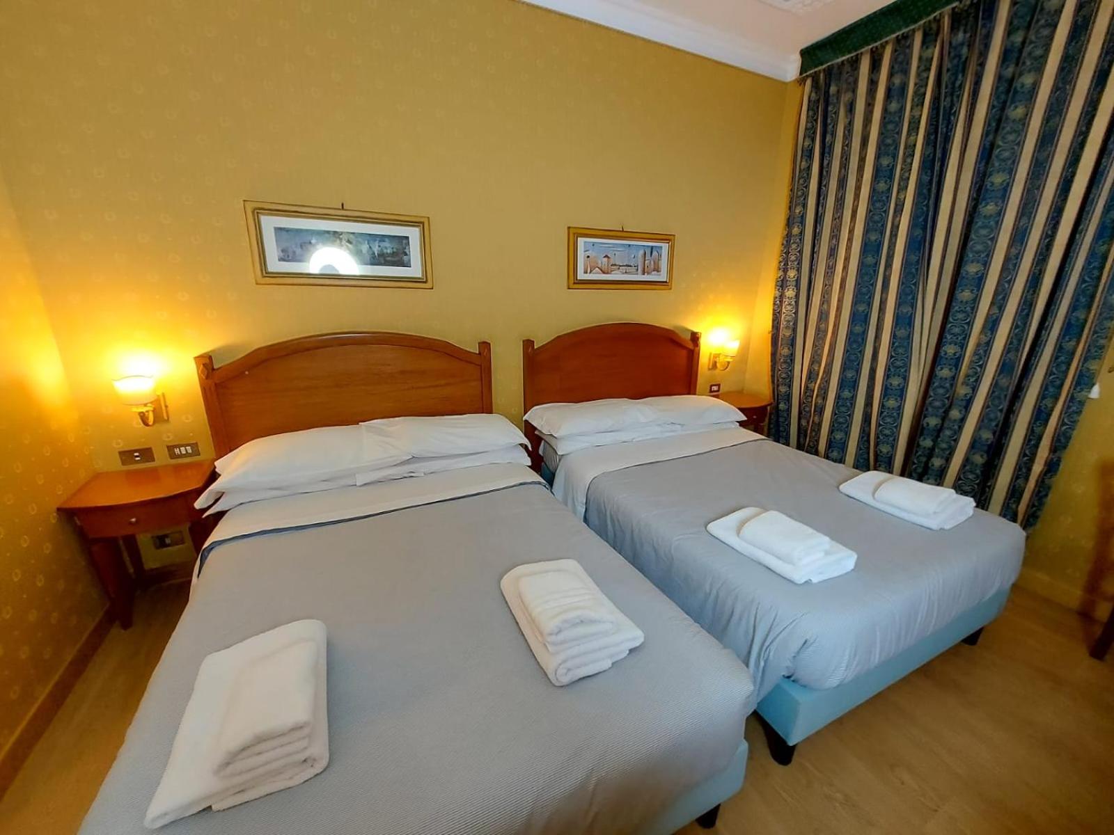 Classic Quadruple Room