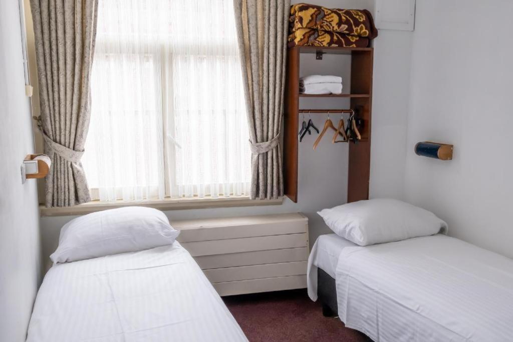 Twin Room photo 1