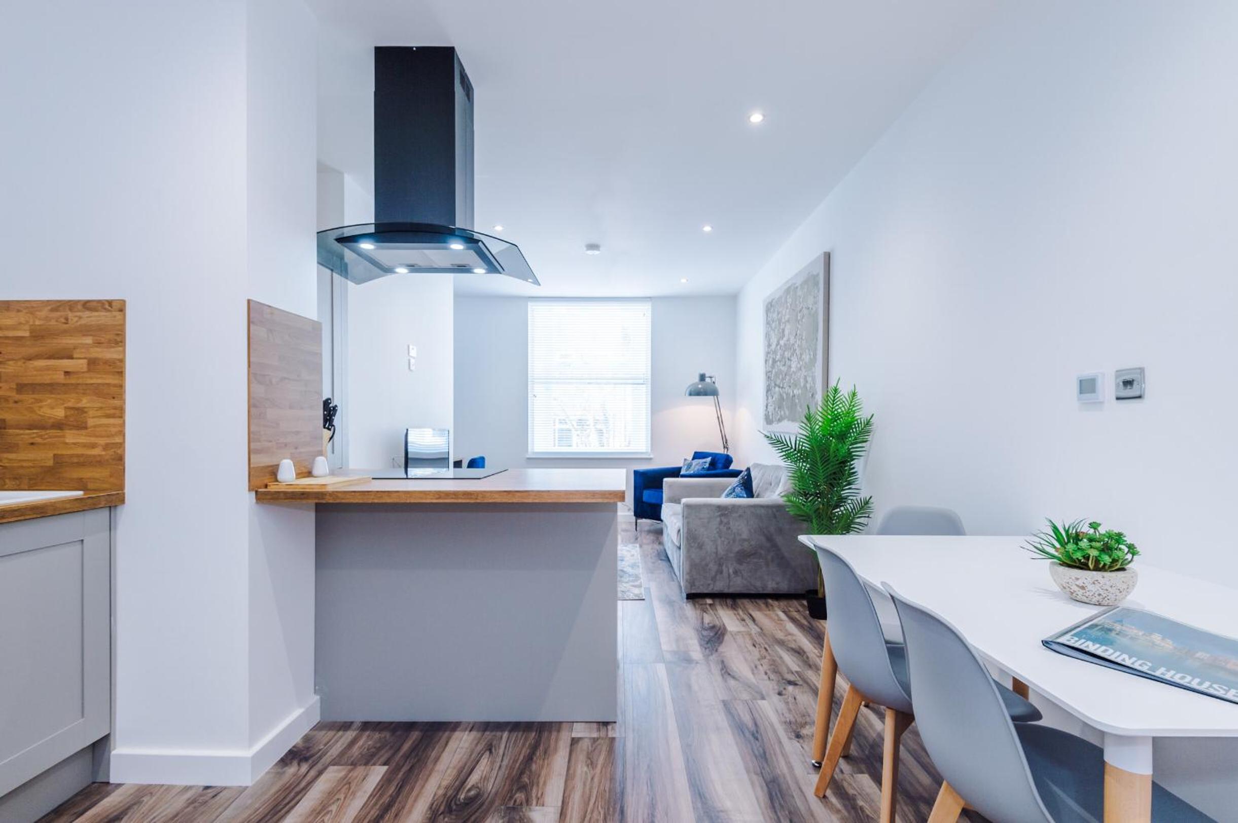 Studio Apartment photo 1