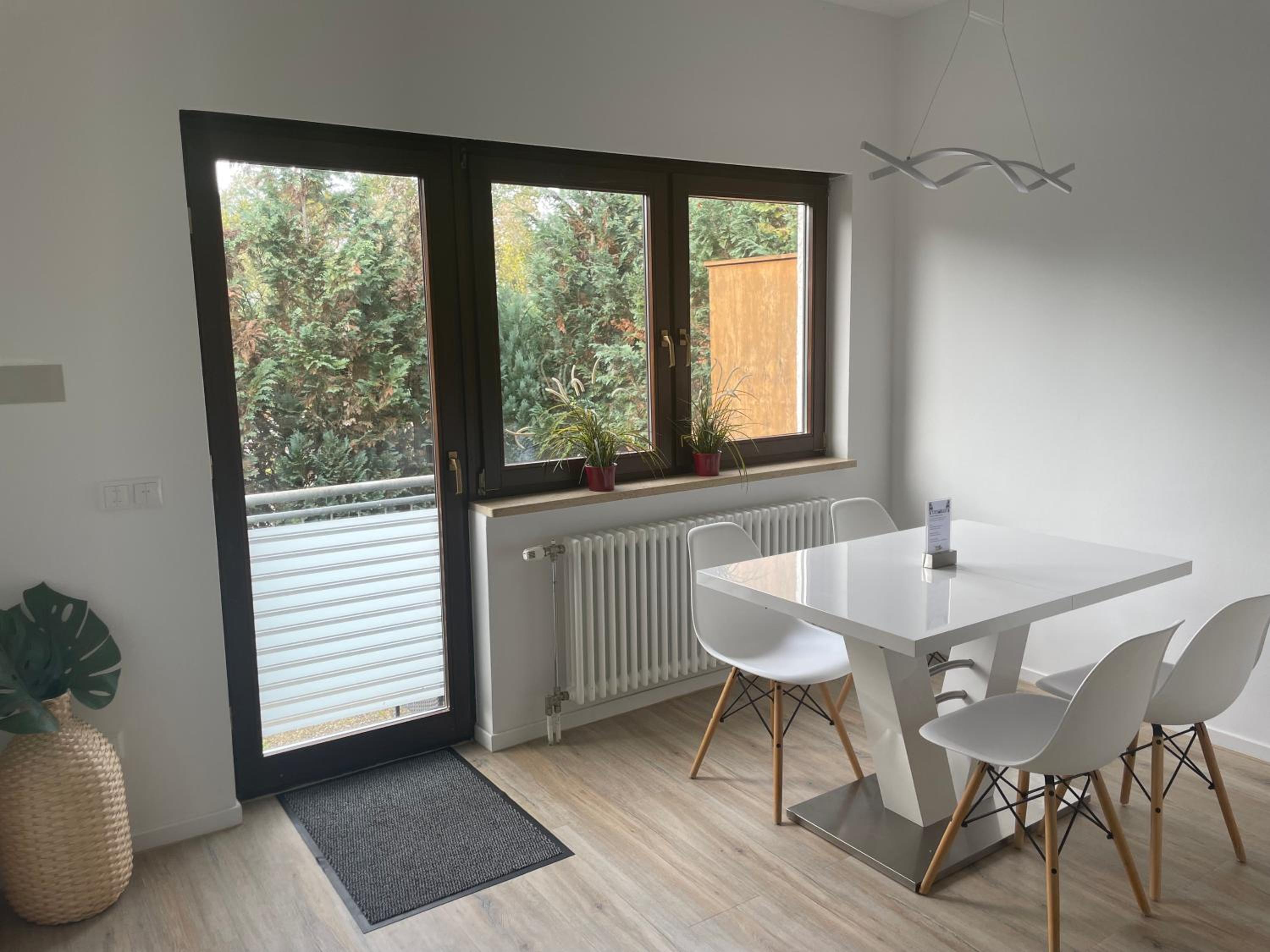 Apartment - Photo 2
