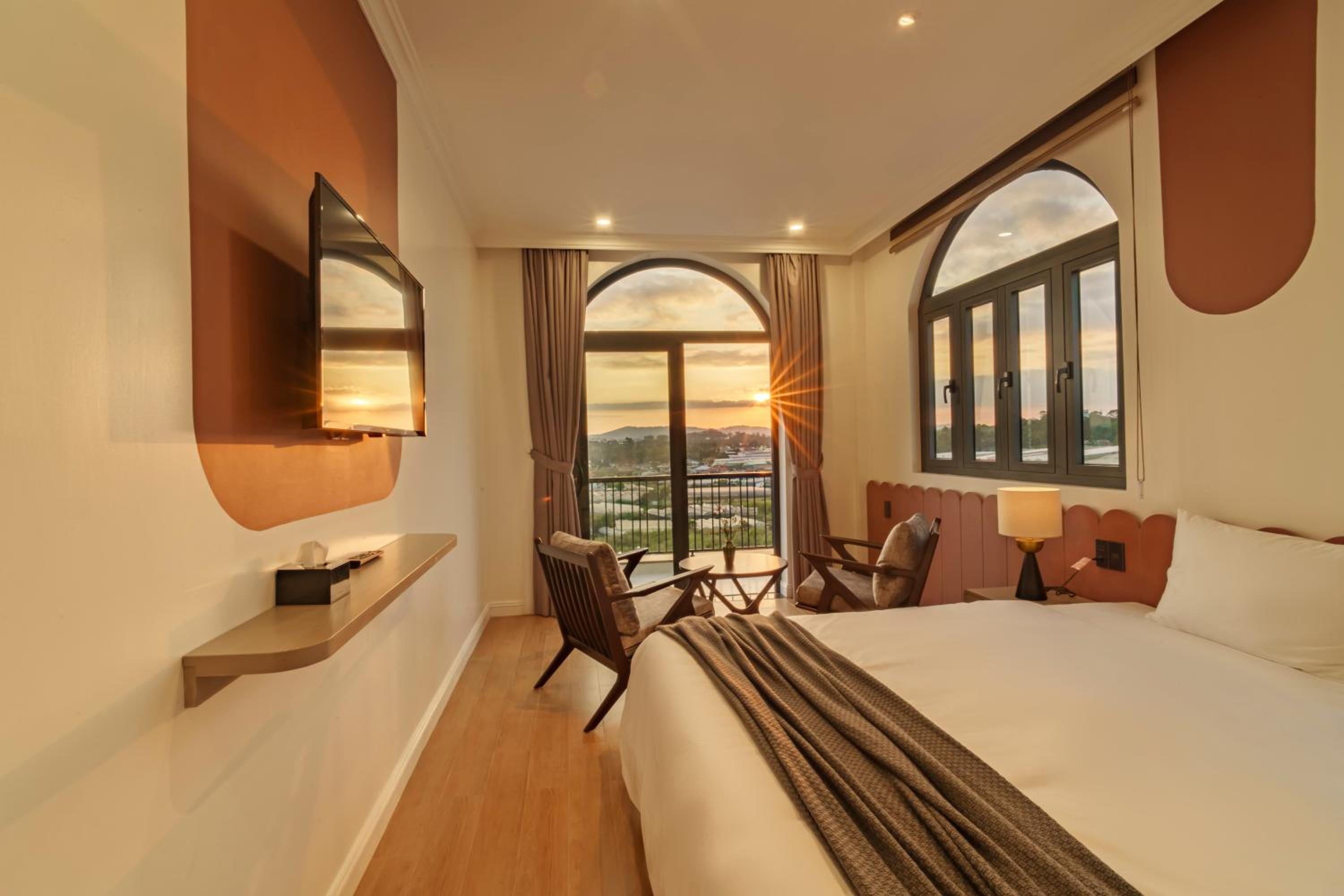 Deluxe Double Room with Bath