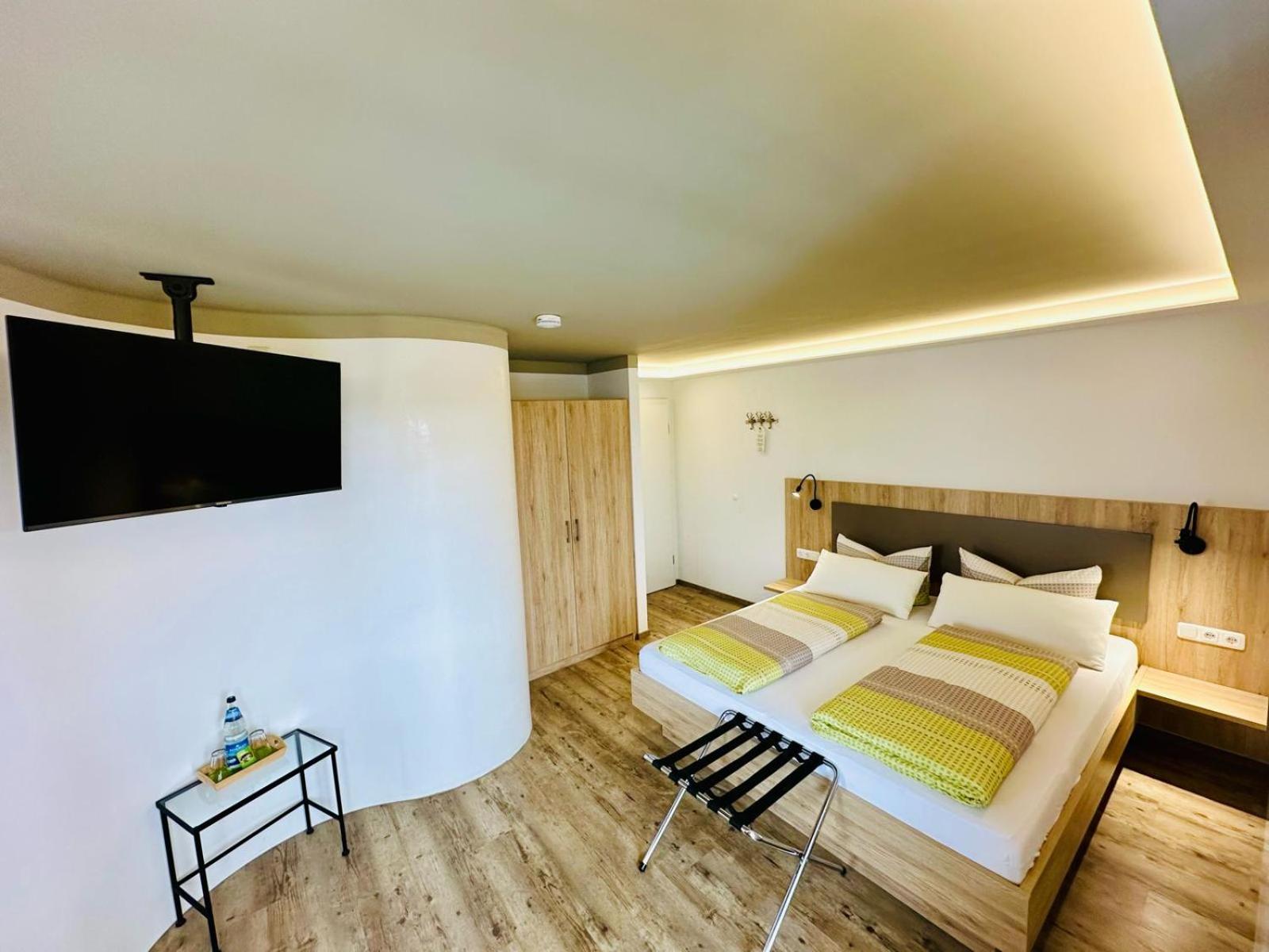 Double Room with Balcony photo 2