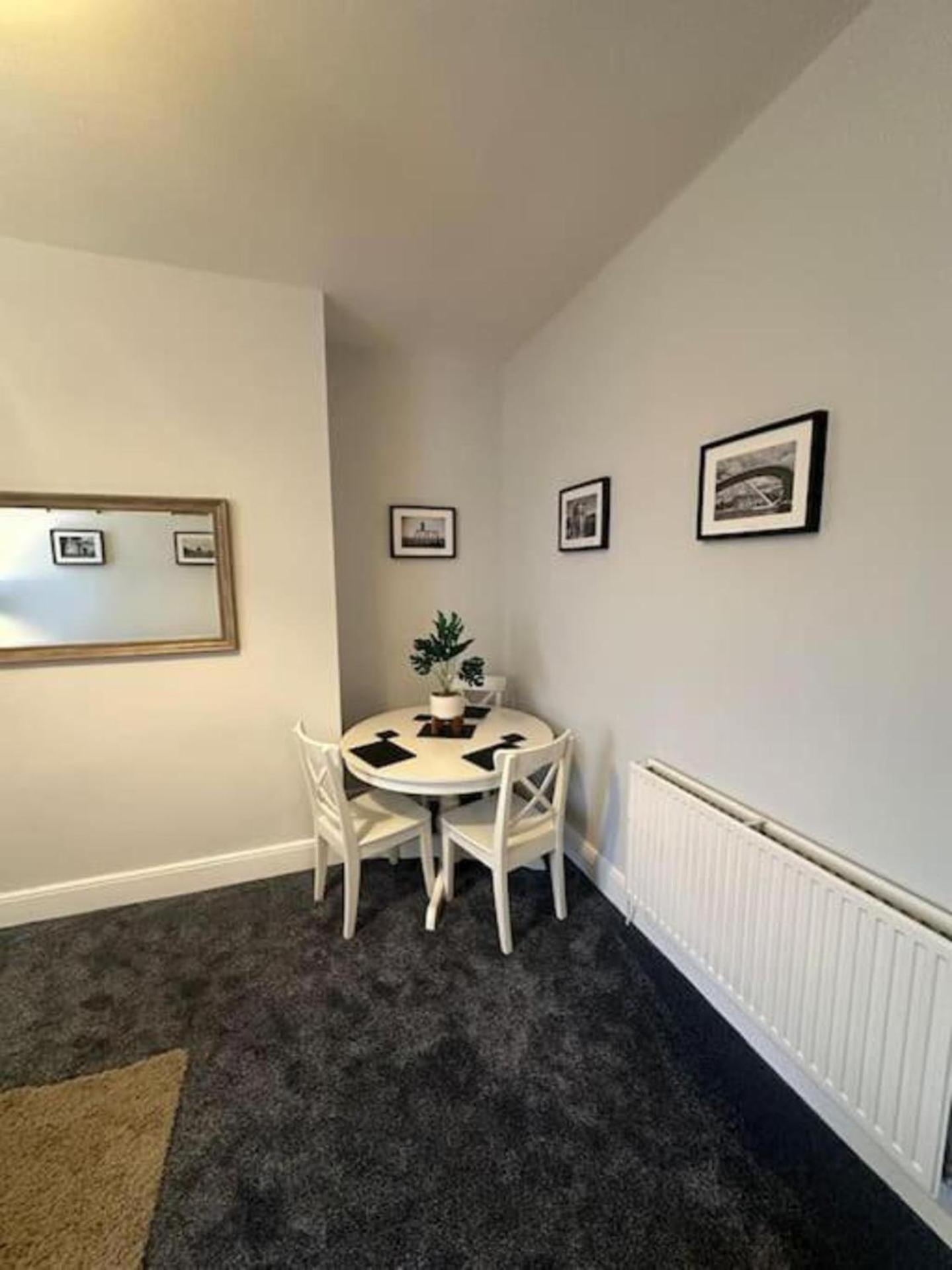 Apartment photo 3