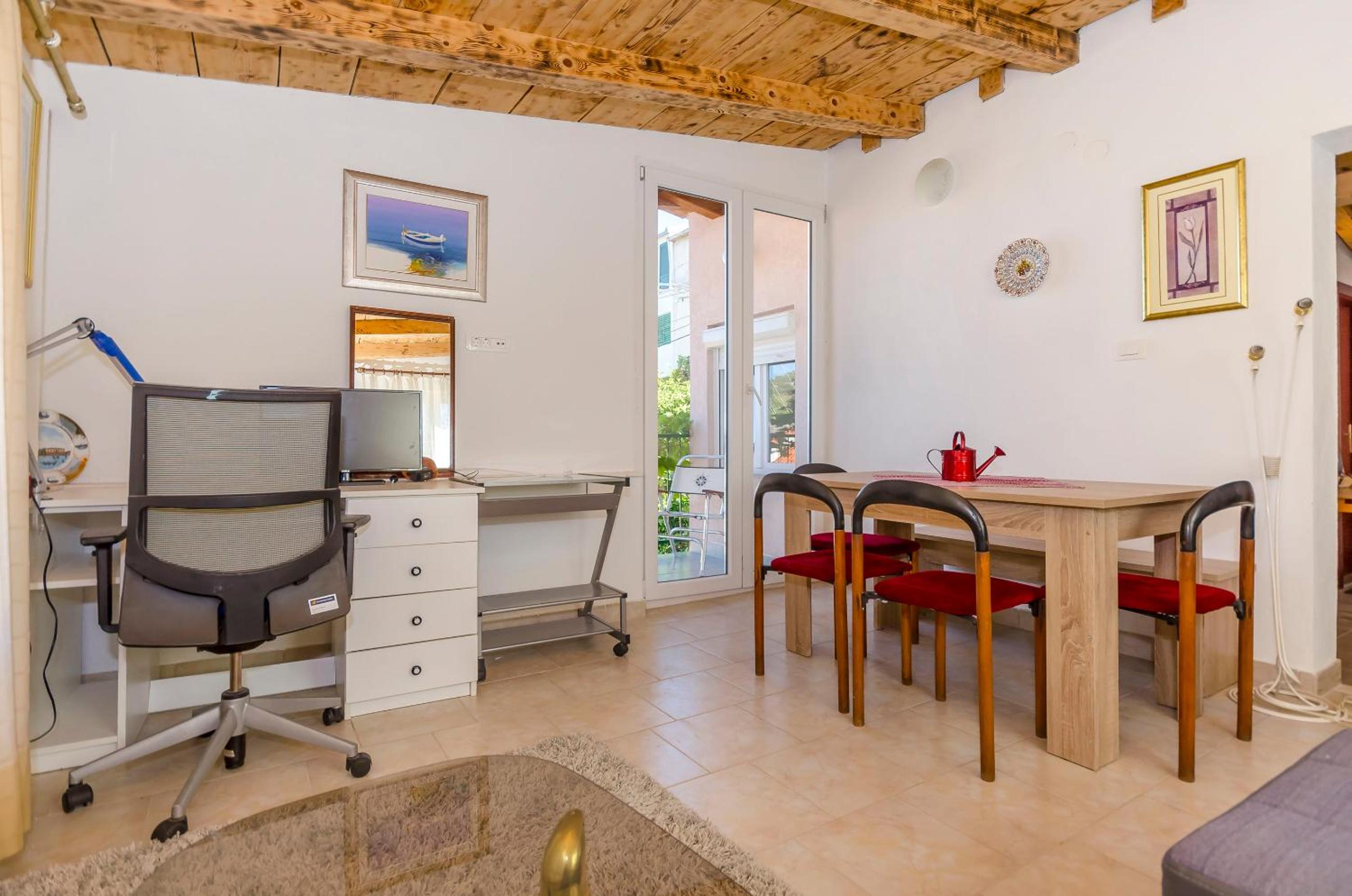 Three-Bedroom House photo 2