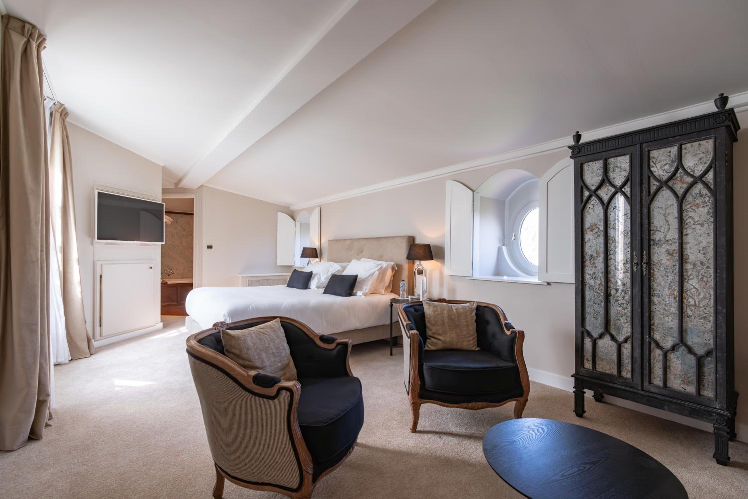 Suite photo 1