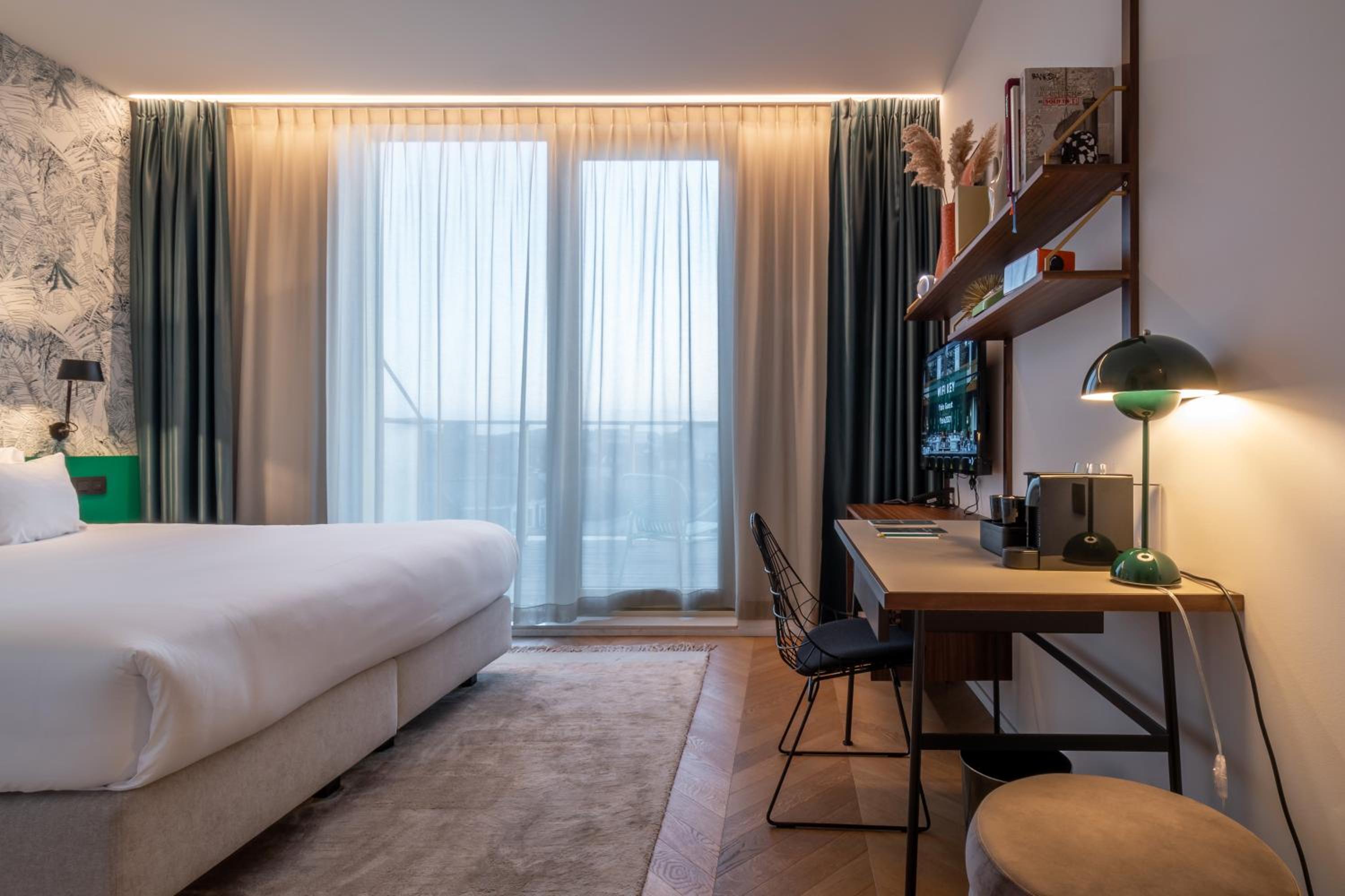 Not-so-Standard room with terrace - Photo 4