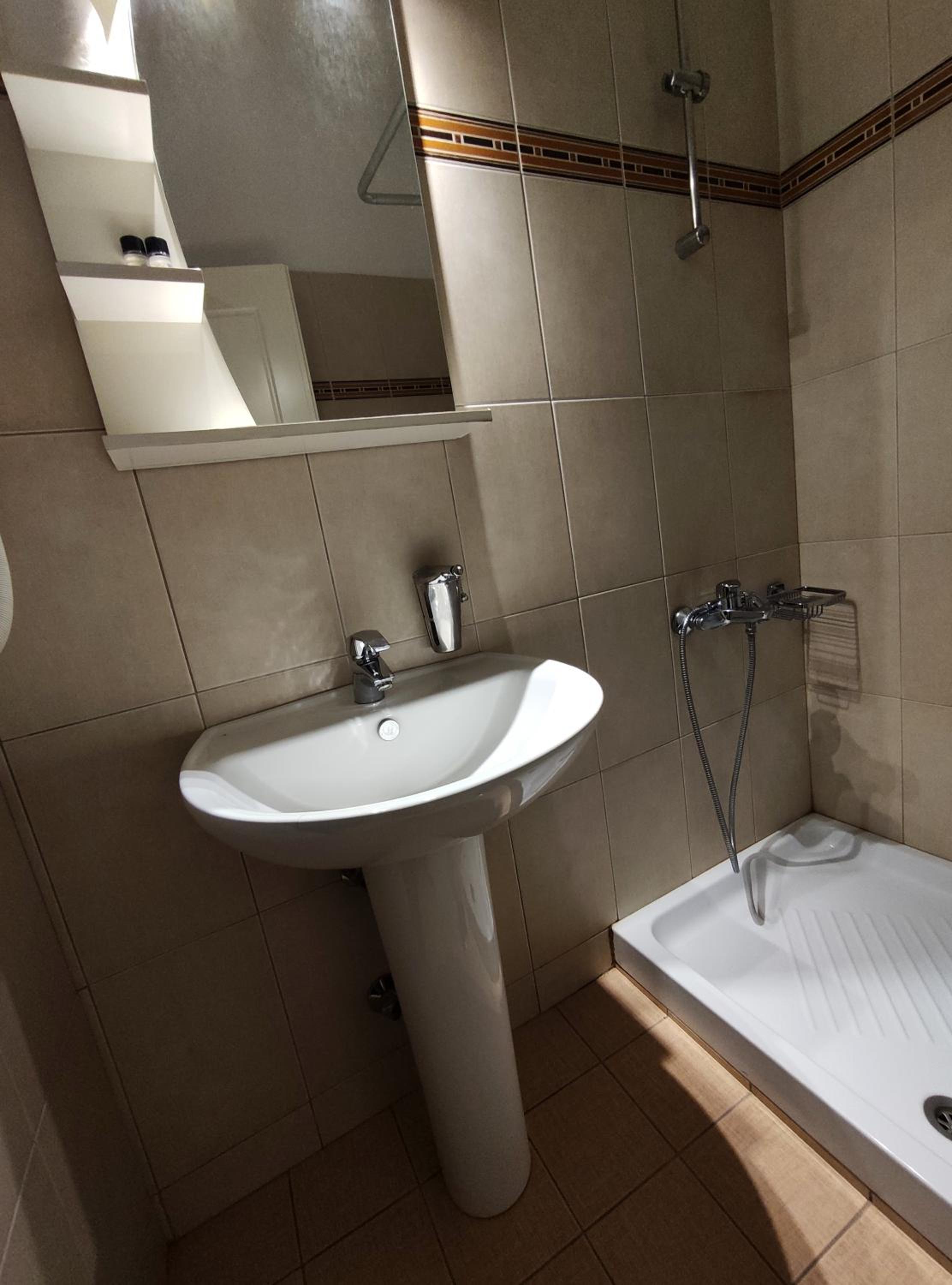 Triple Room with Terrace - Photo 4