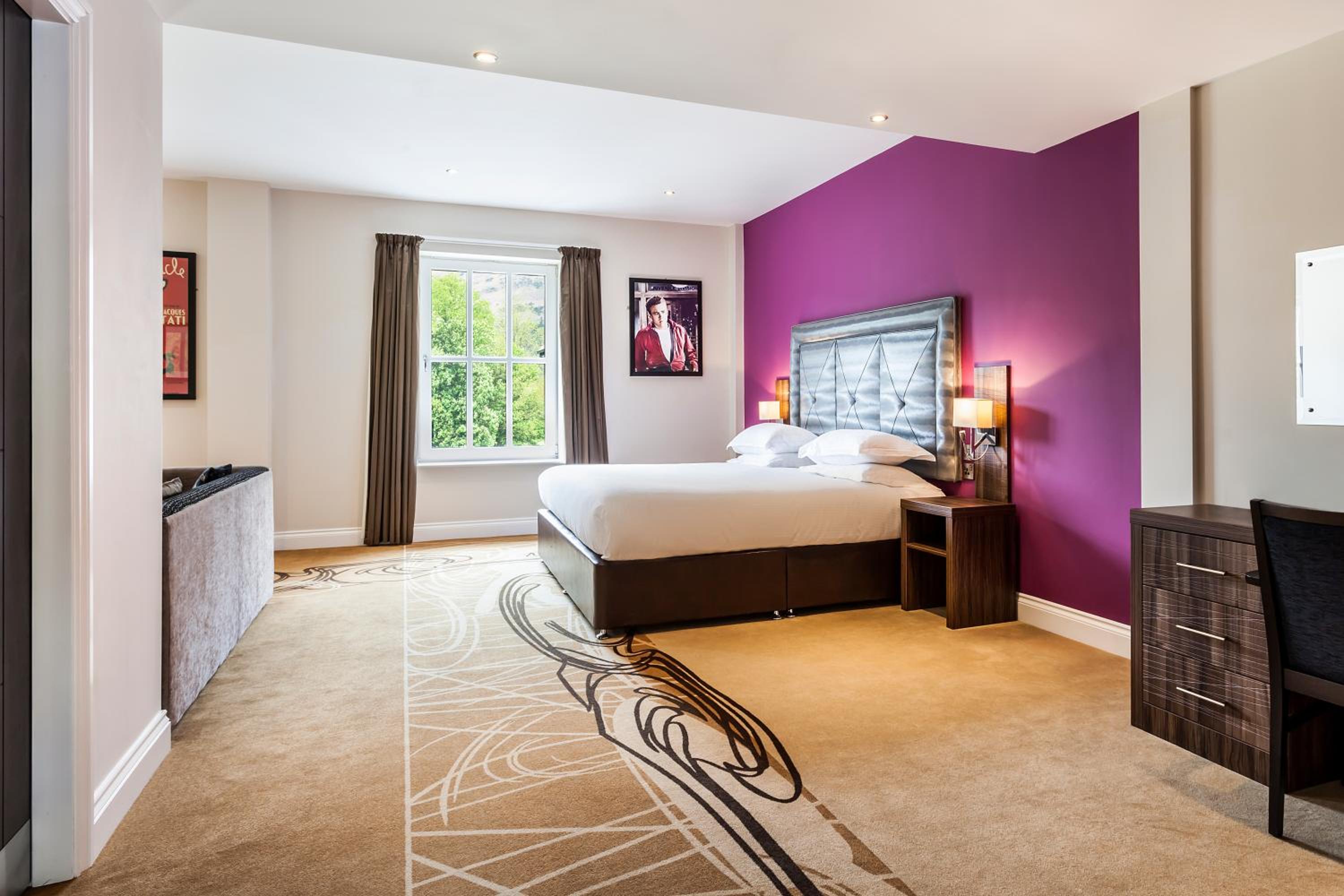 Suite with Lake View - Photo 4