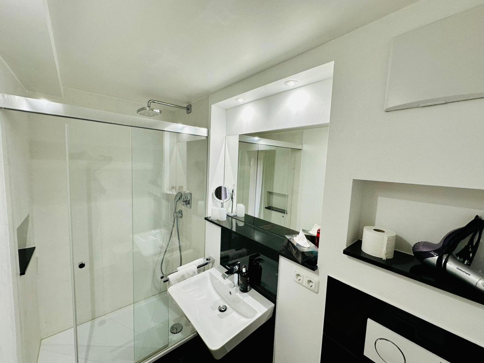 Double Room with Mountain View - Photo 3