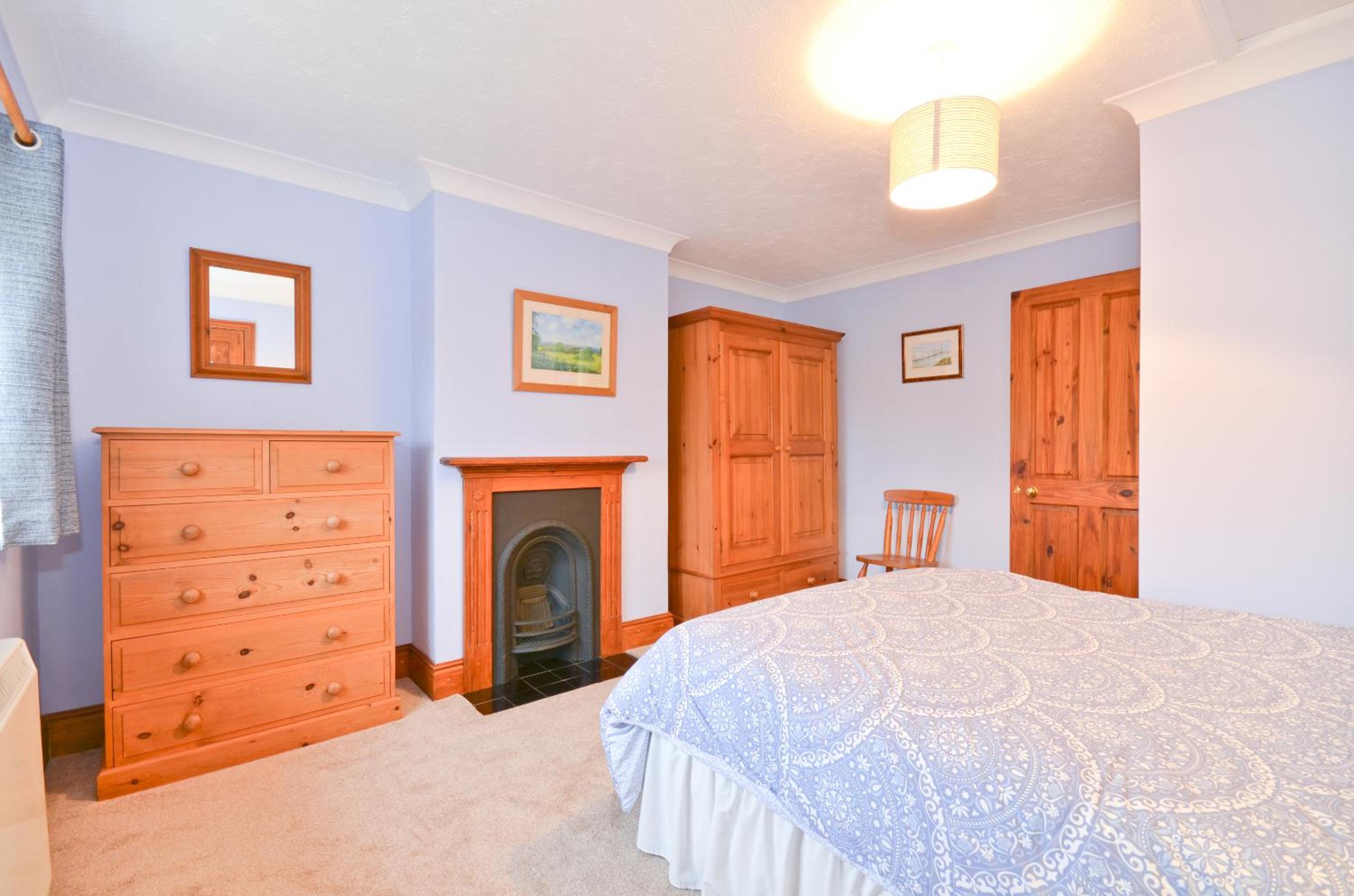 Two-Bedroom House photo 3