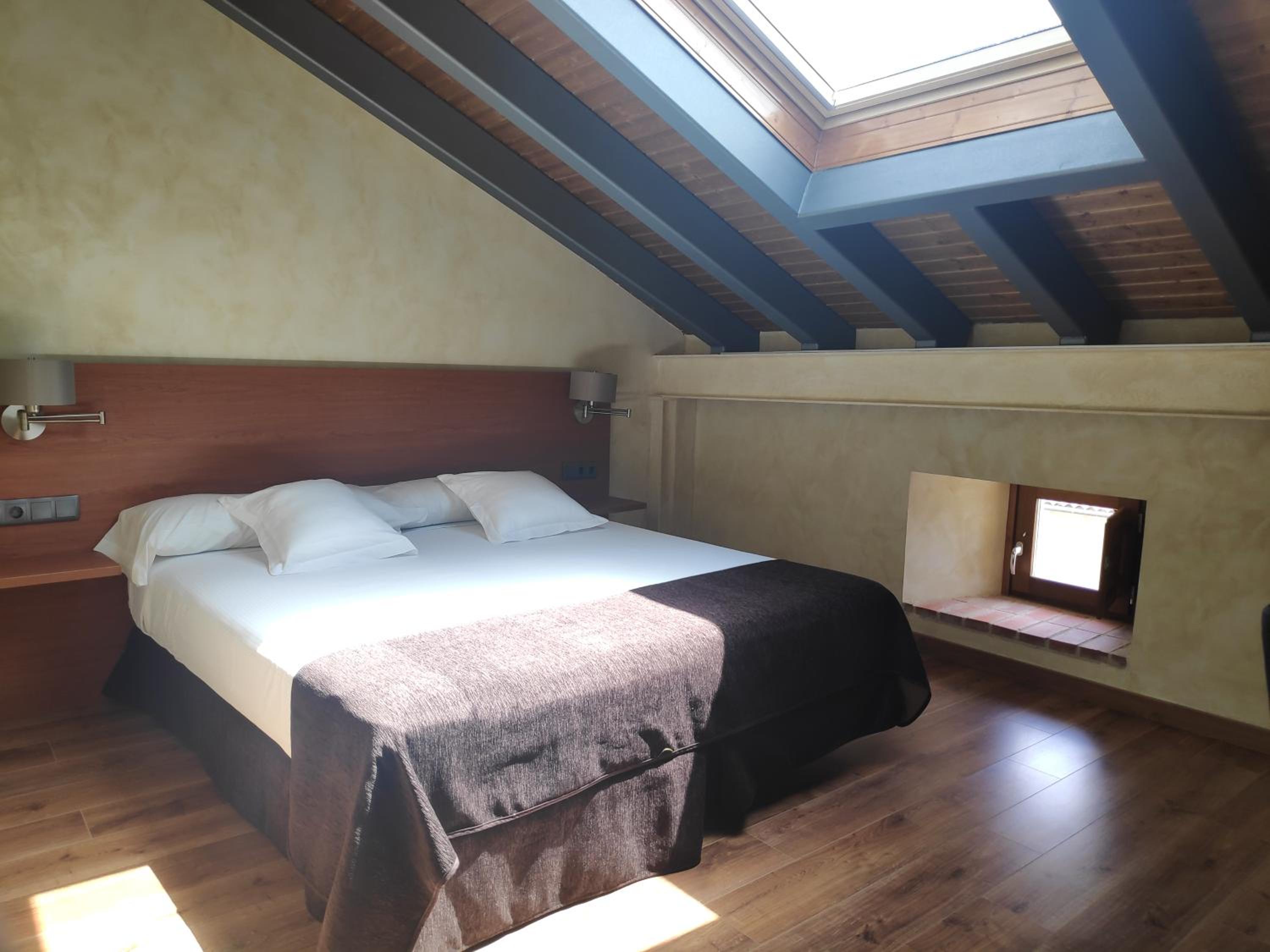 Deluxe Queen Room photo 2