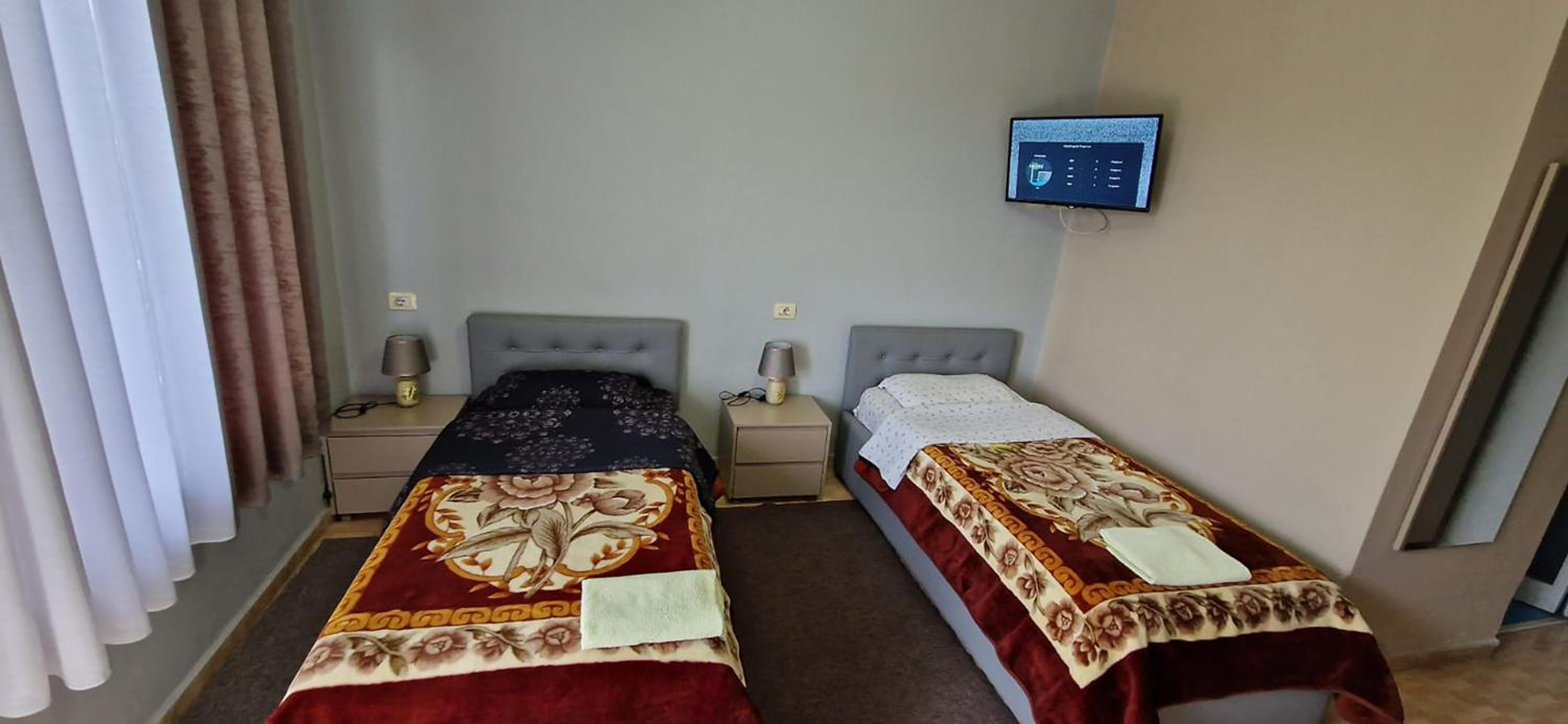 Budget Twin Room photo 2