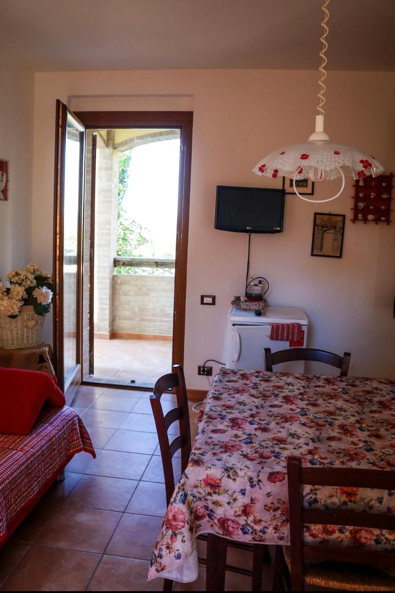 One-Bedroom Apartment (3 Adults) photo 2