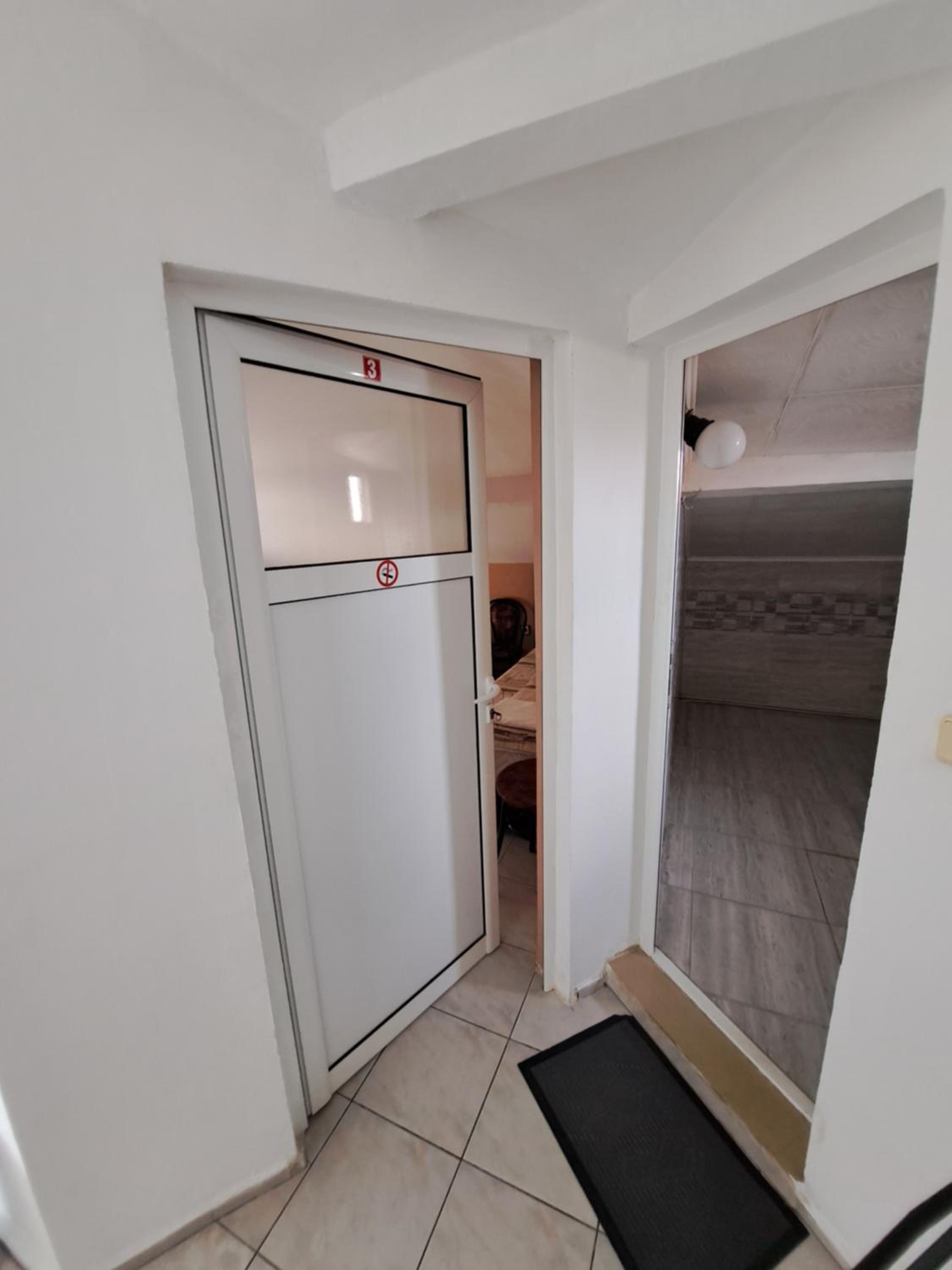 Triple Room with Private Bathroom photo 3