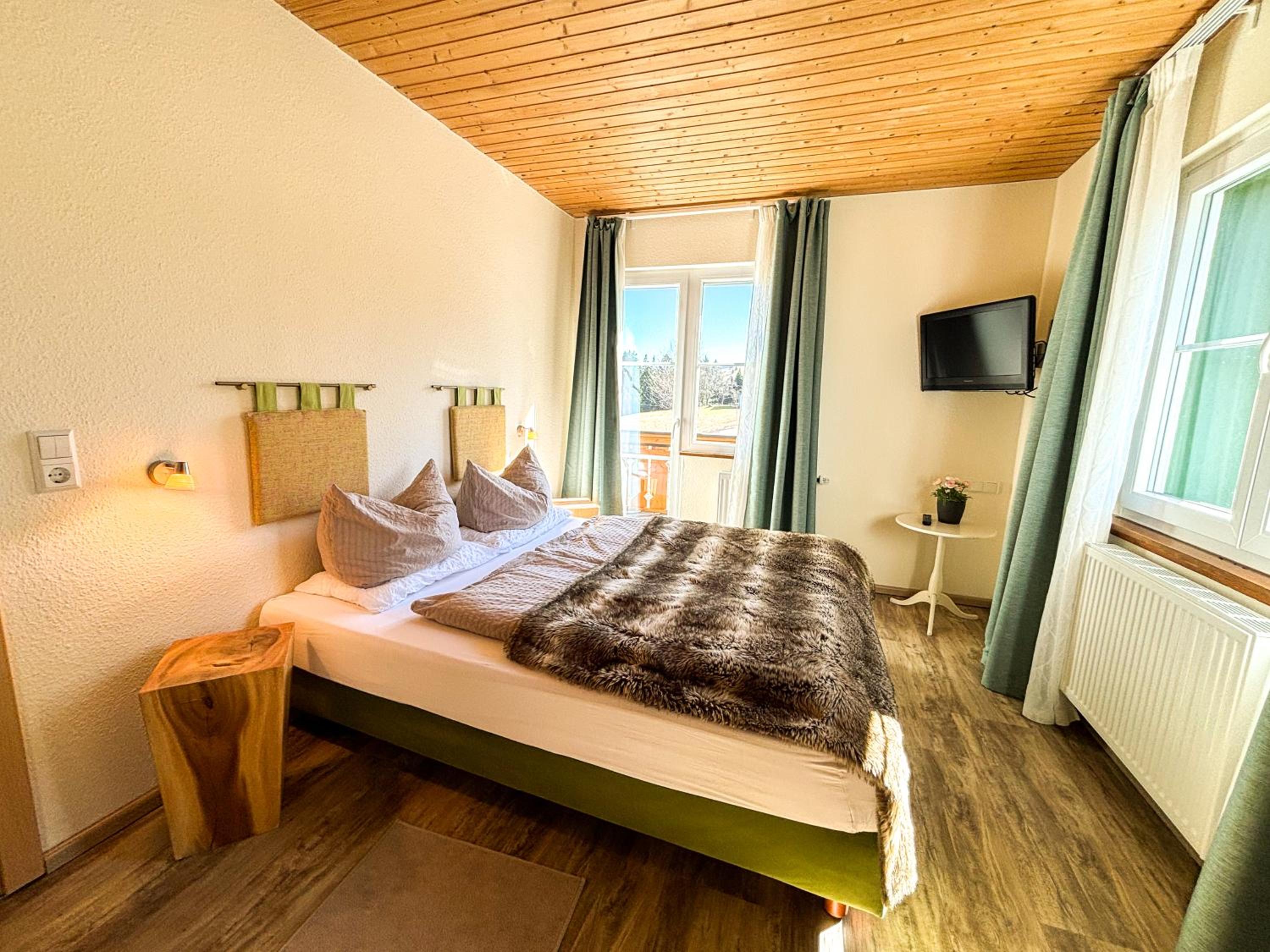 One-Bedroom Apartment with Balcony