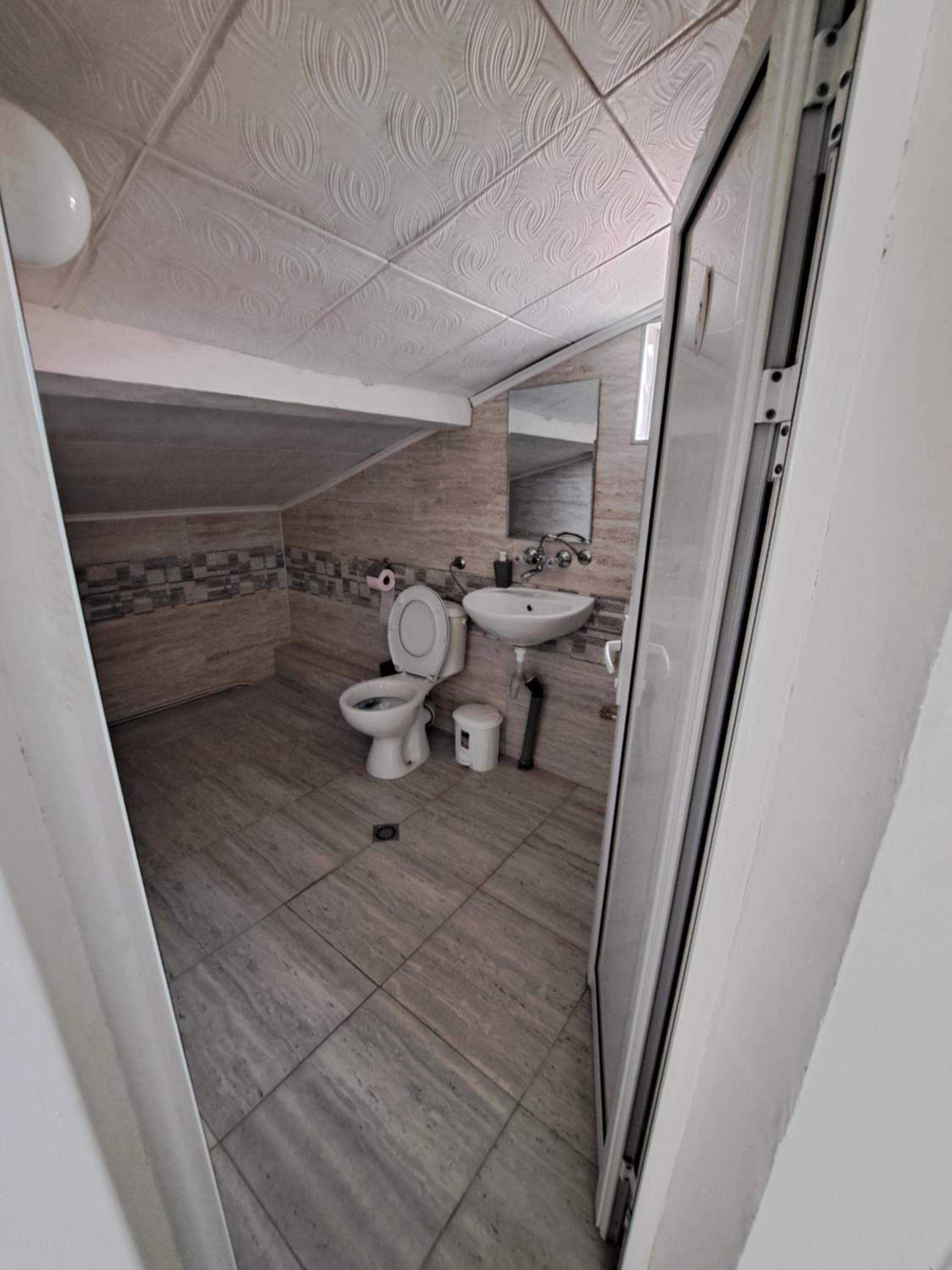Triple Room with Private Bathroom photo 2