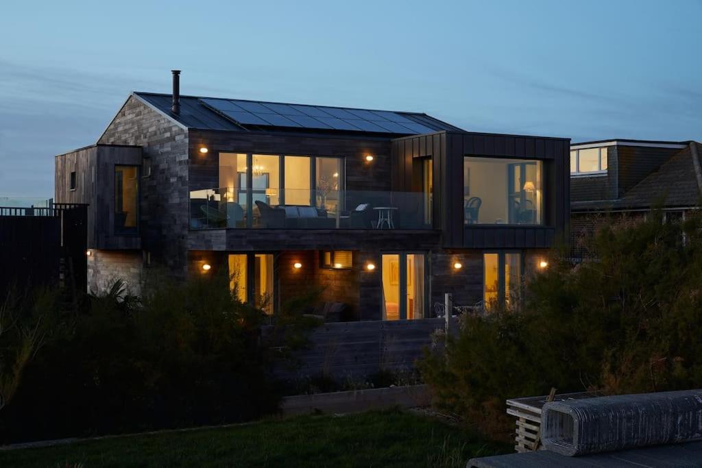 Villa photo 2