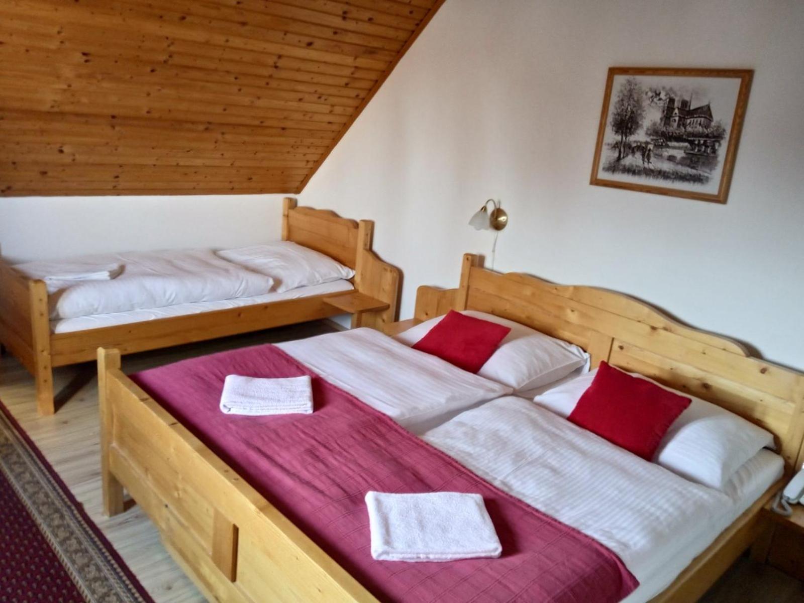 Standard Triple Room - Photo 3