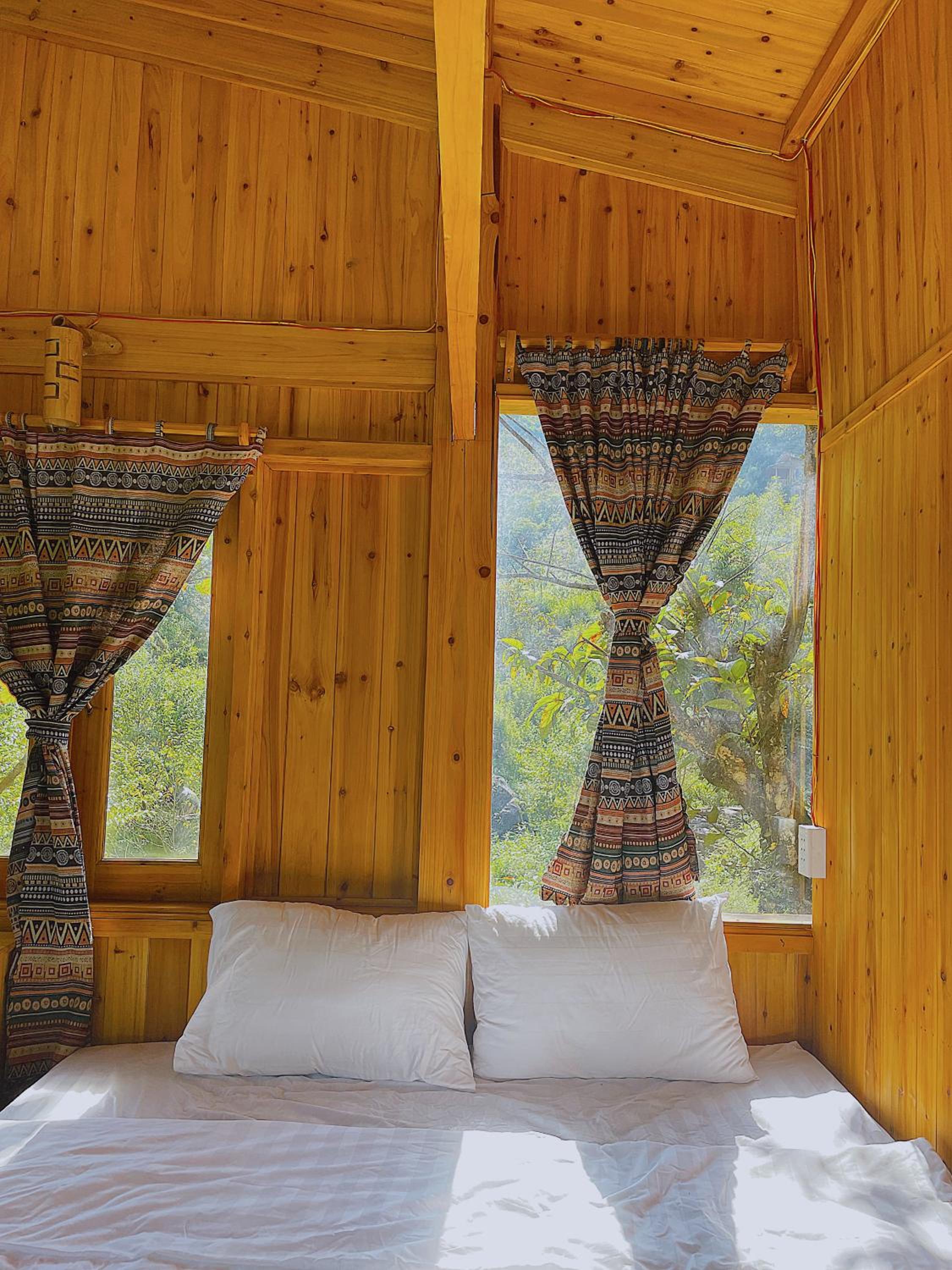 Deluxe Bungalow with Garden View photo 3