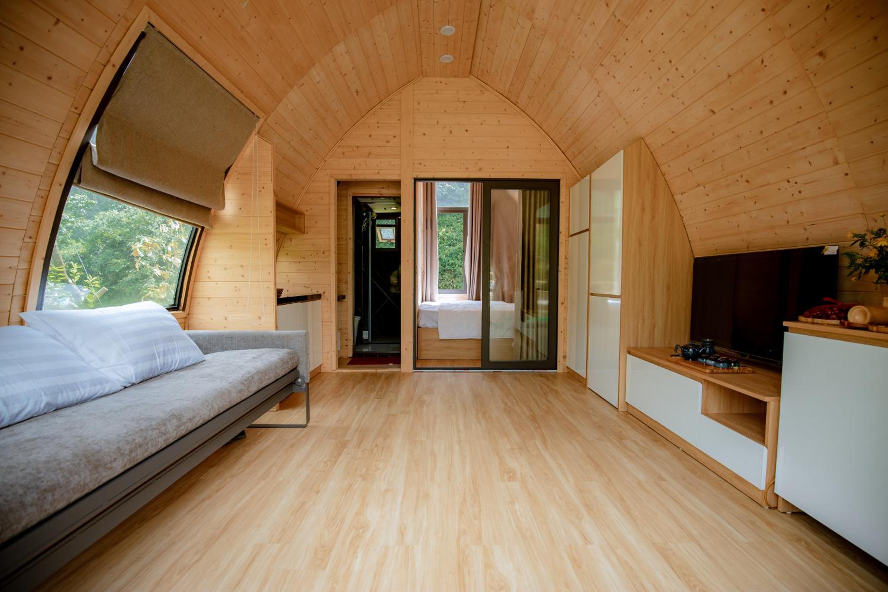 Junior Suite with Mountain View photo 1