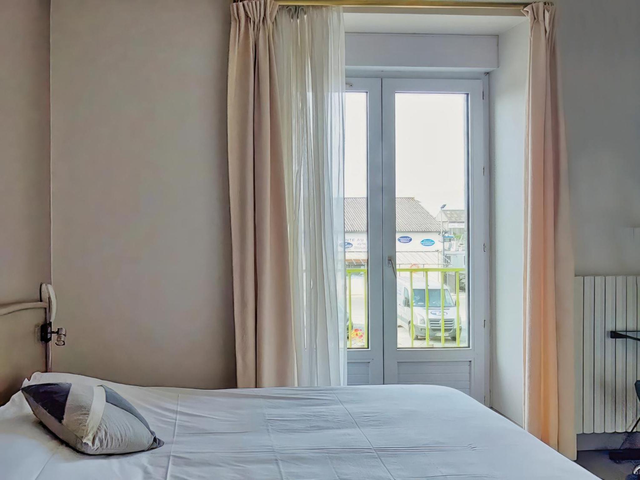 Standard Double Room photo 3