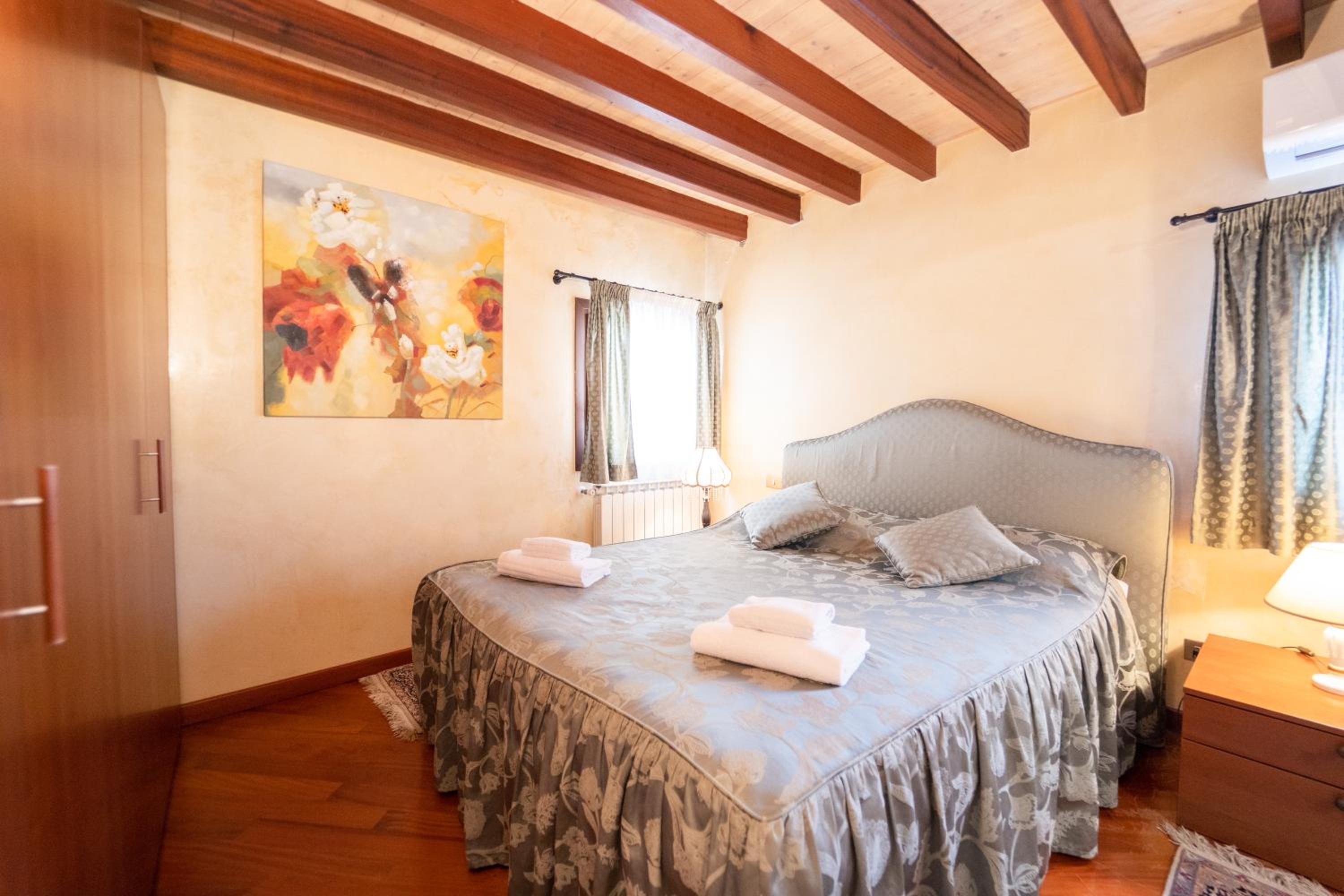 Apartment with Terrace photo 1