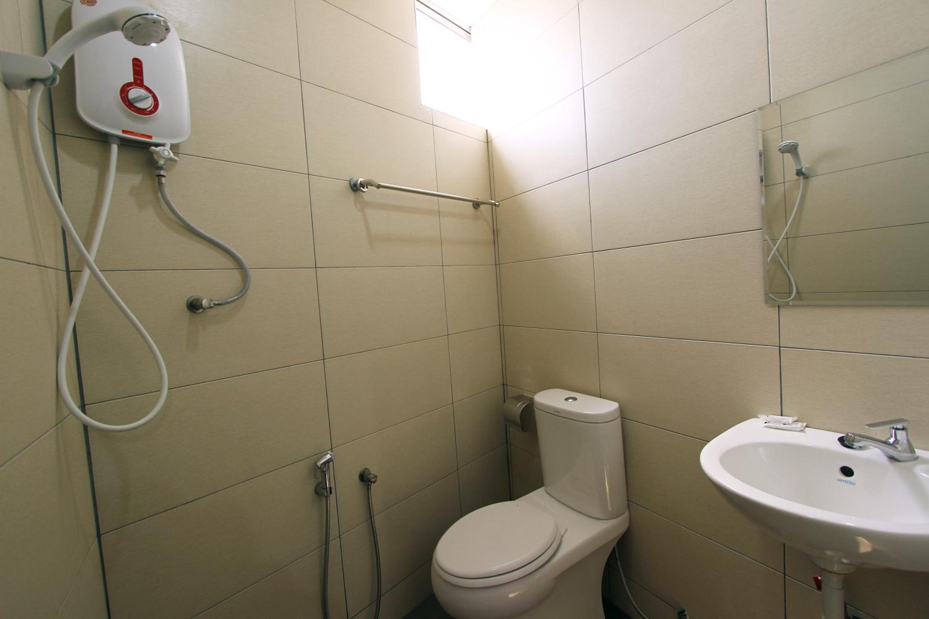 Basic Double Room without Window