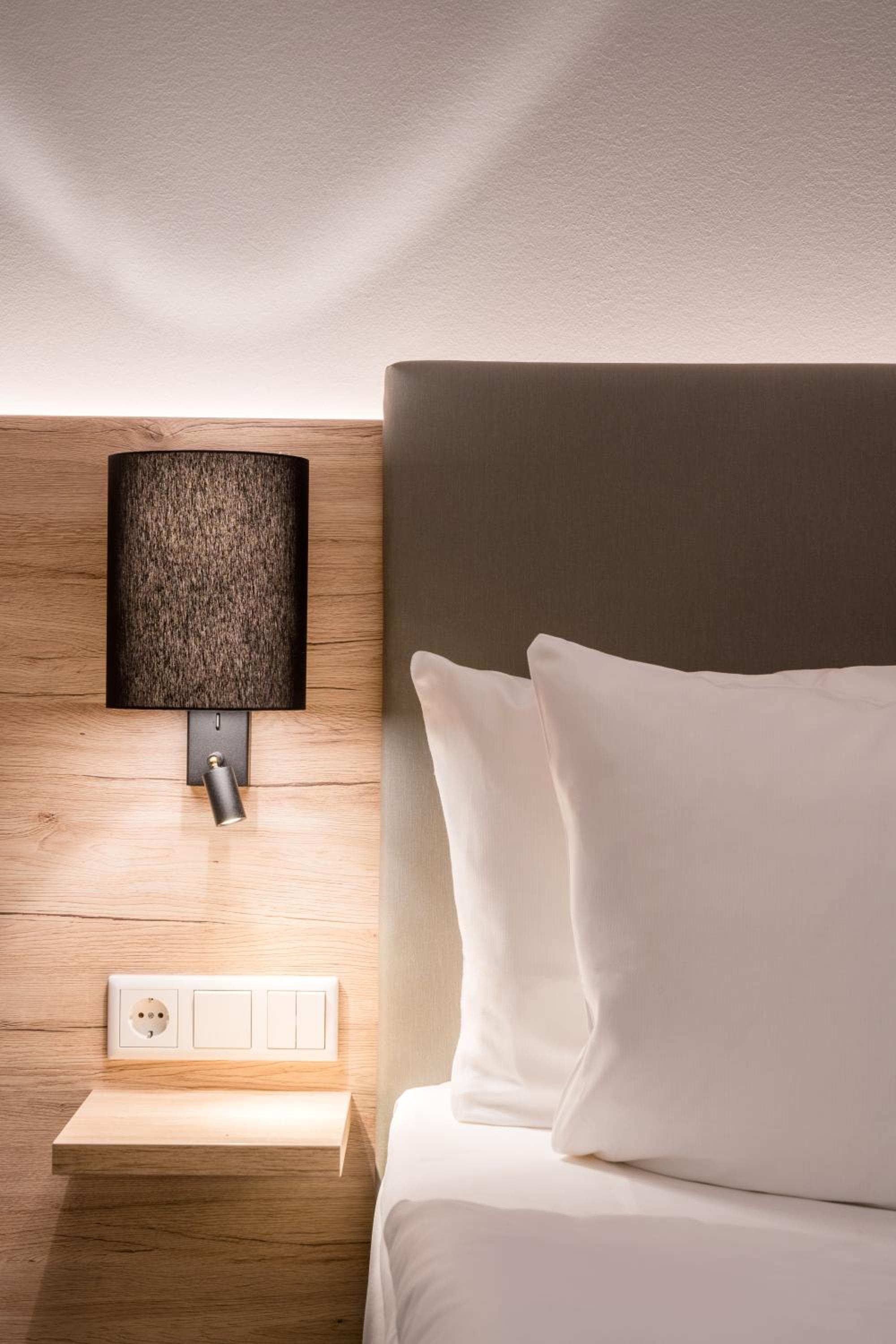 Deluxe Single Room photo 3
