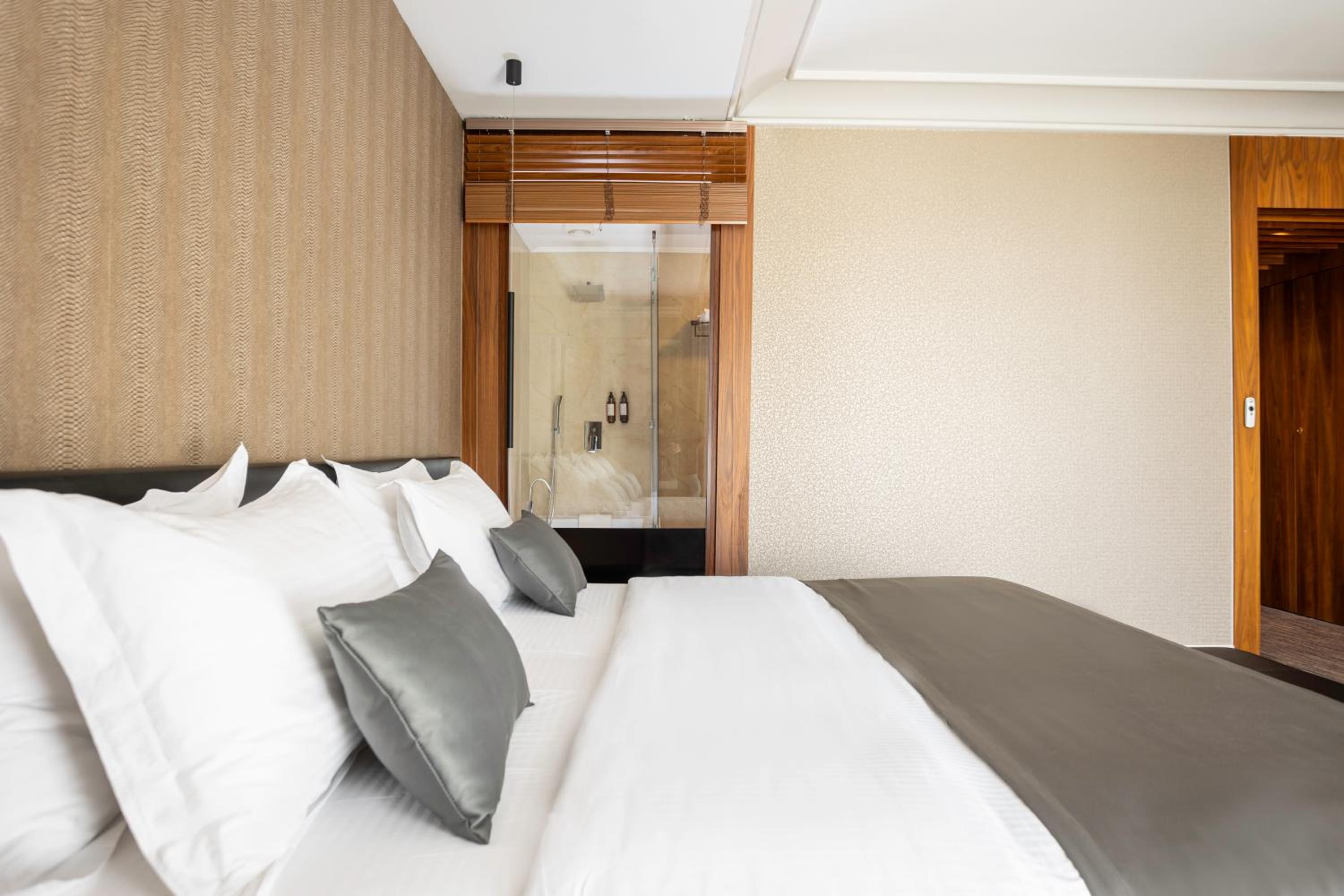 Executive Suite photo 3