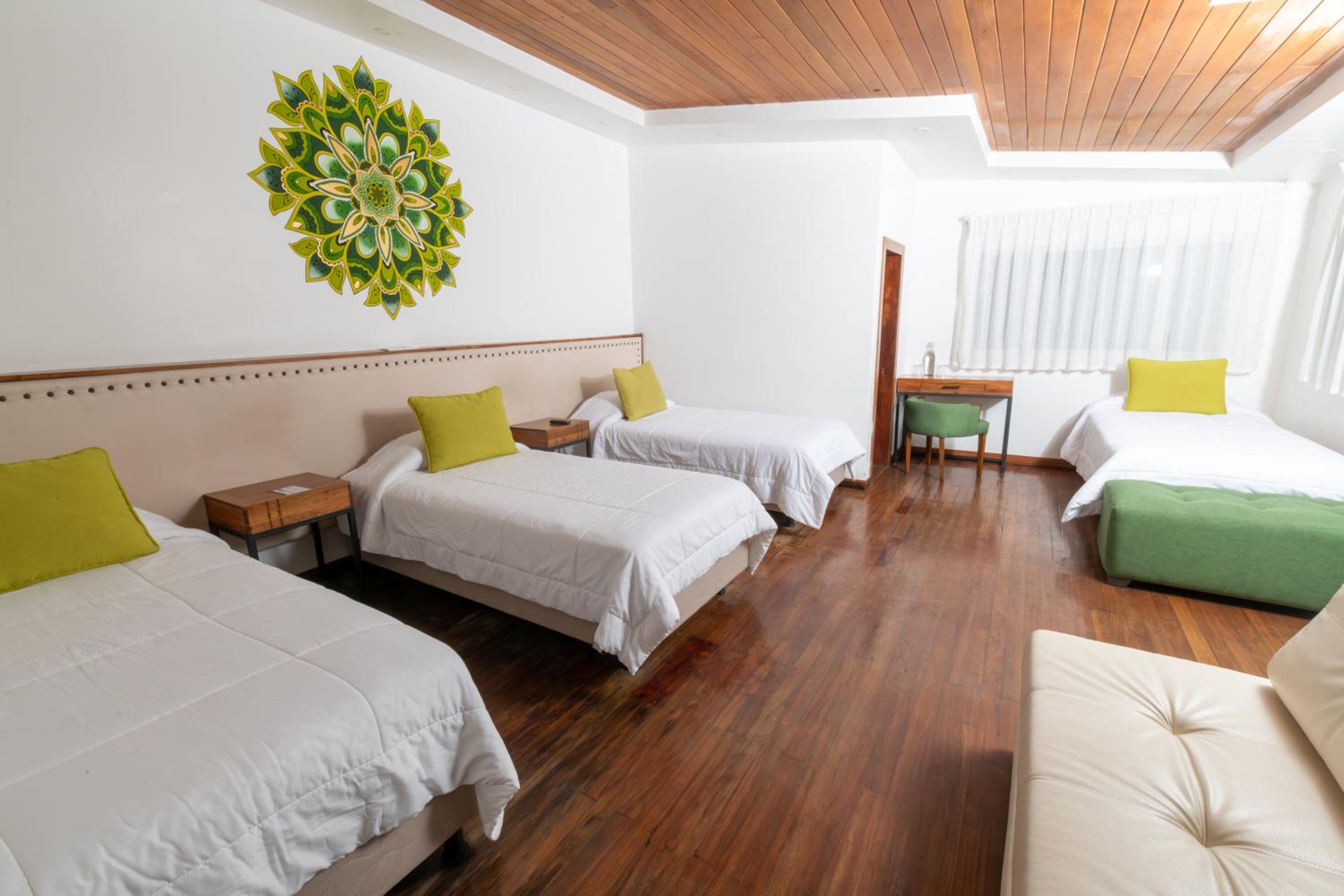 Deluxe Queen Room photo 1