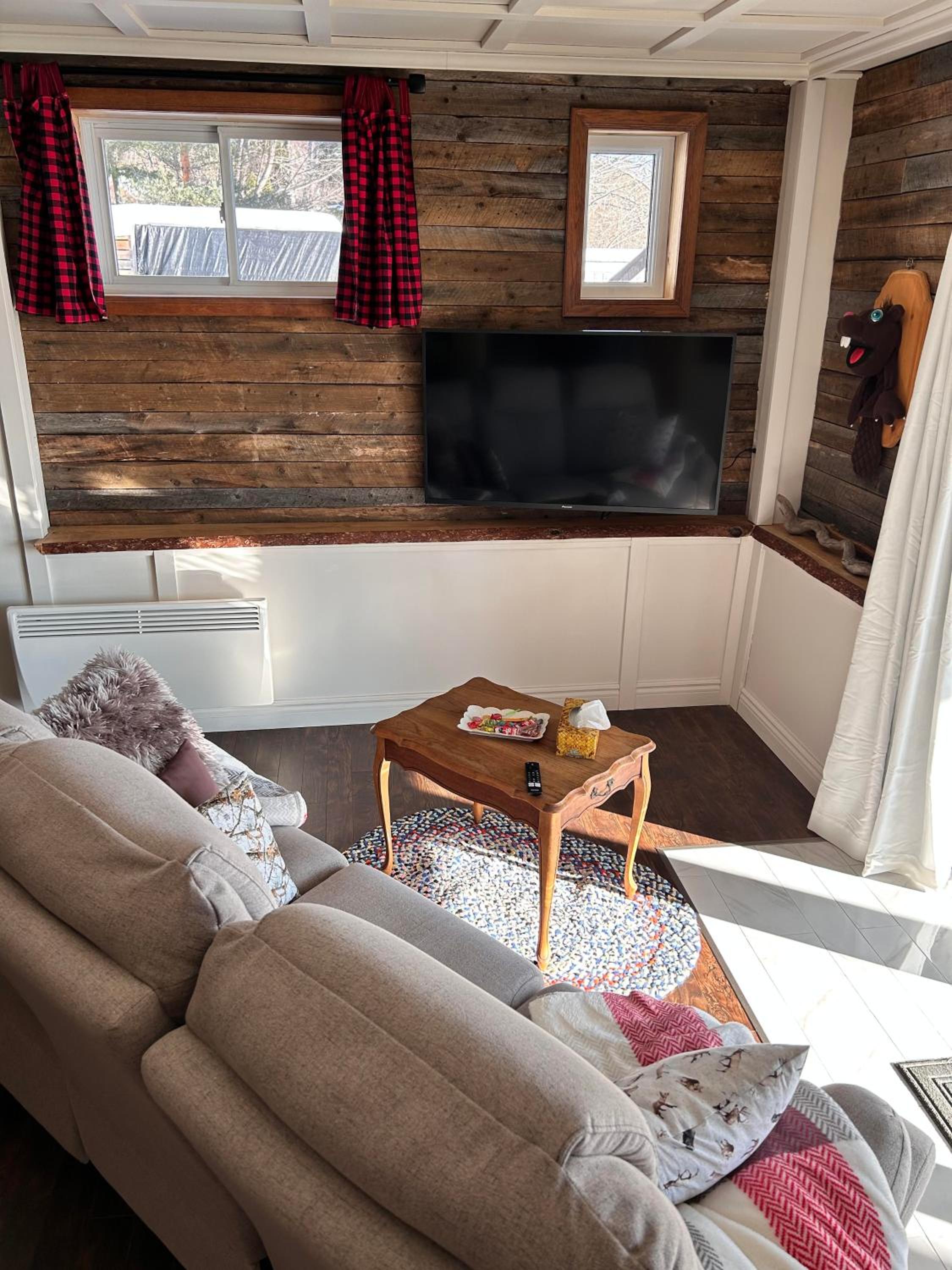 Suite with Lake View photo 1