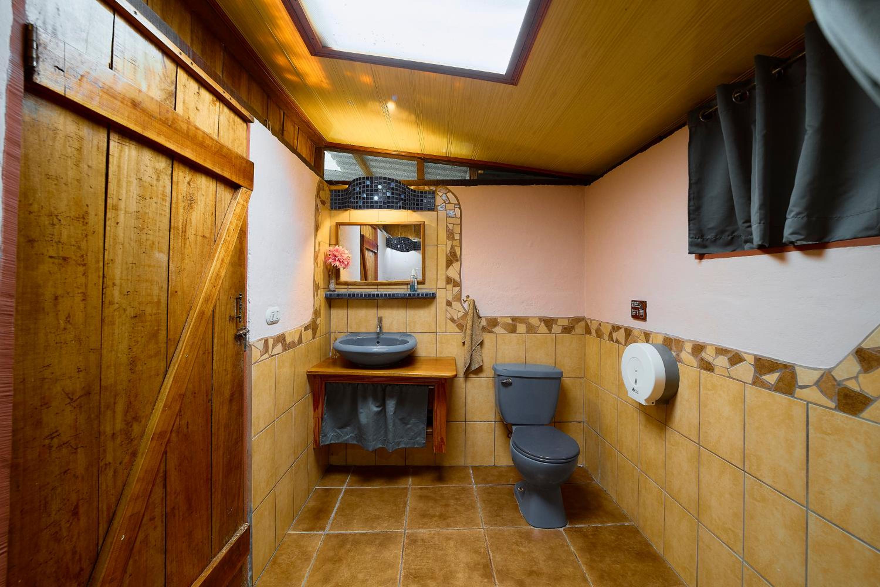 Standard Double Room with Shared Bathroom photo 3