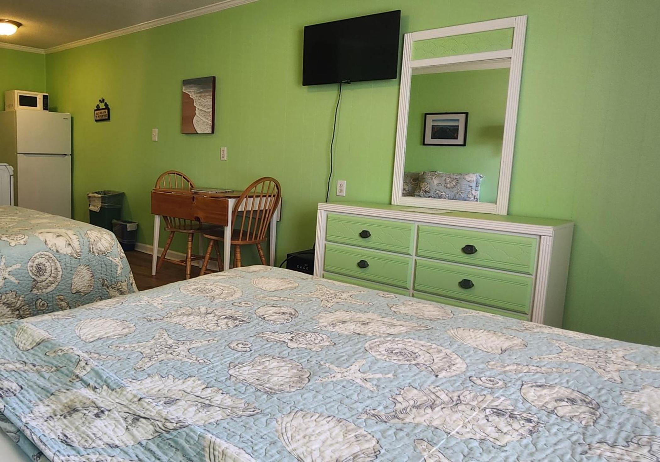 Double Room with Pool View and Kitchen #3