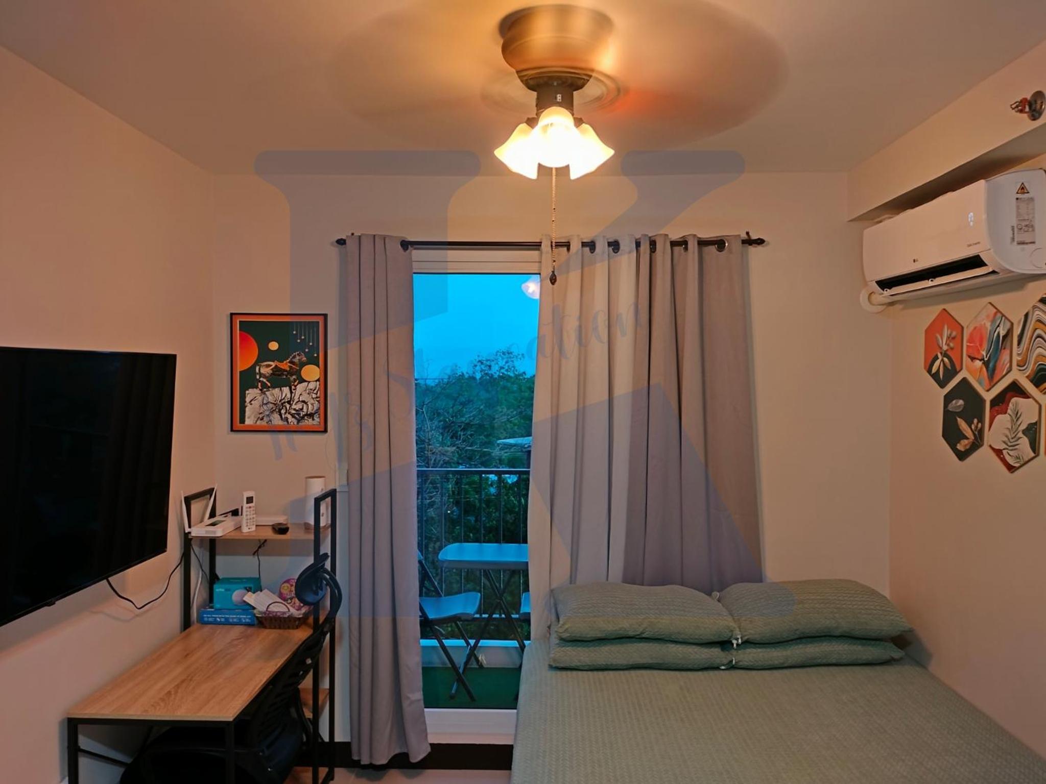 Studio With Garden View