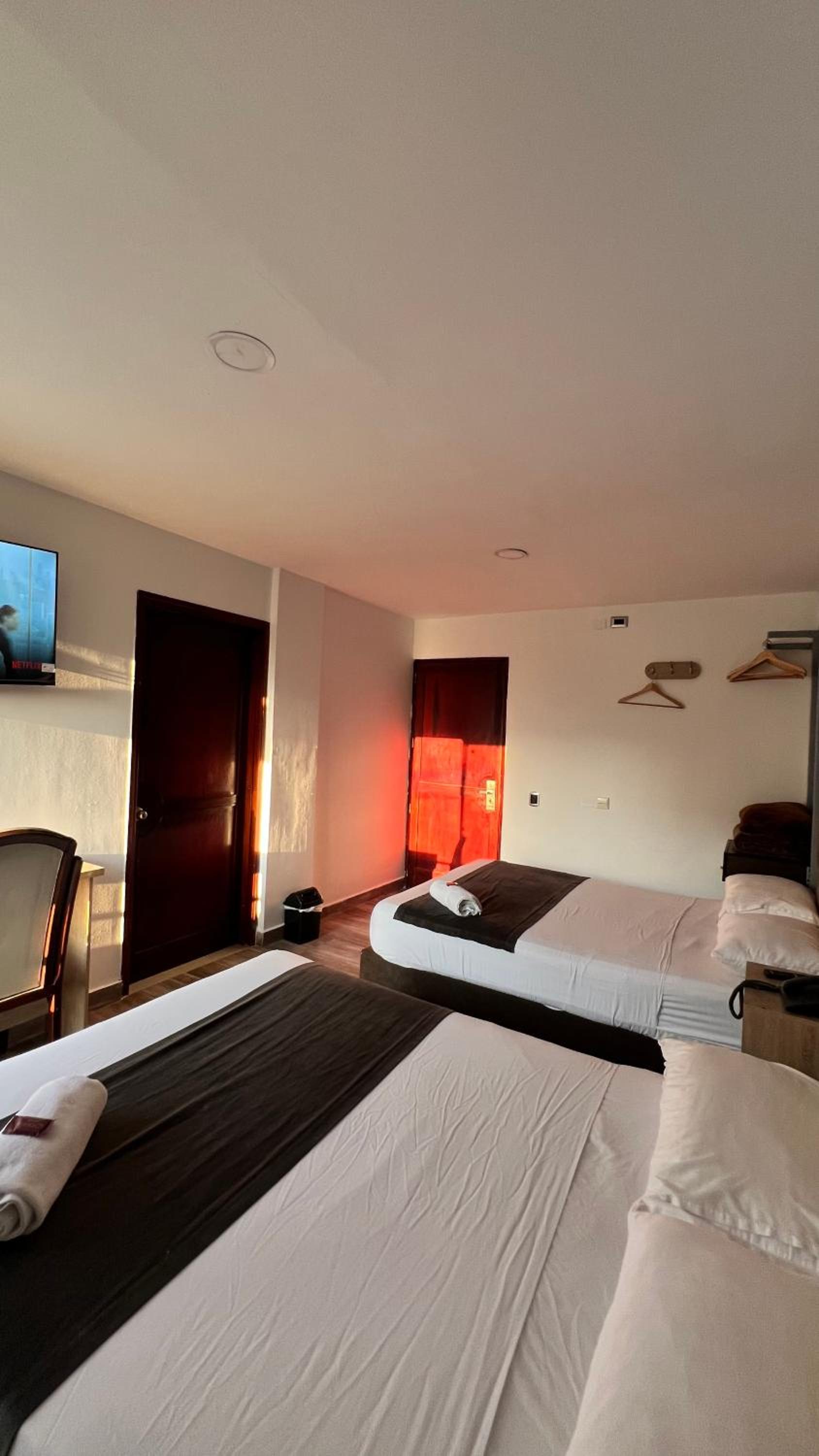 Quadruple Room - Photo 1