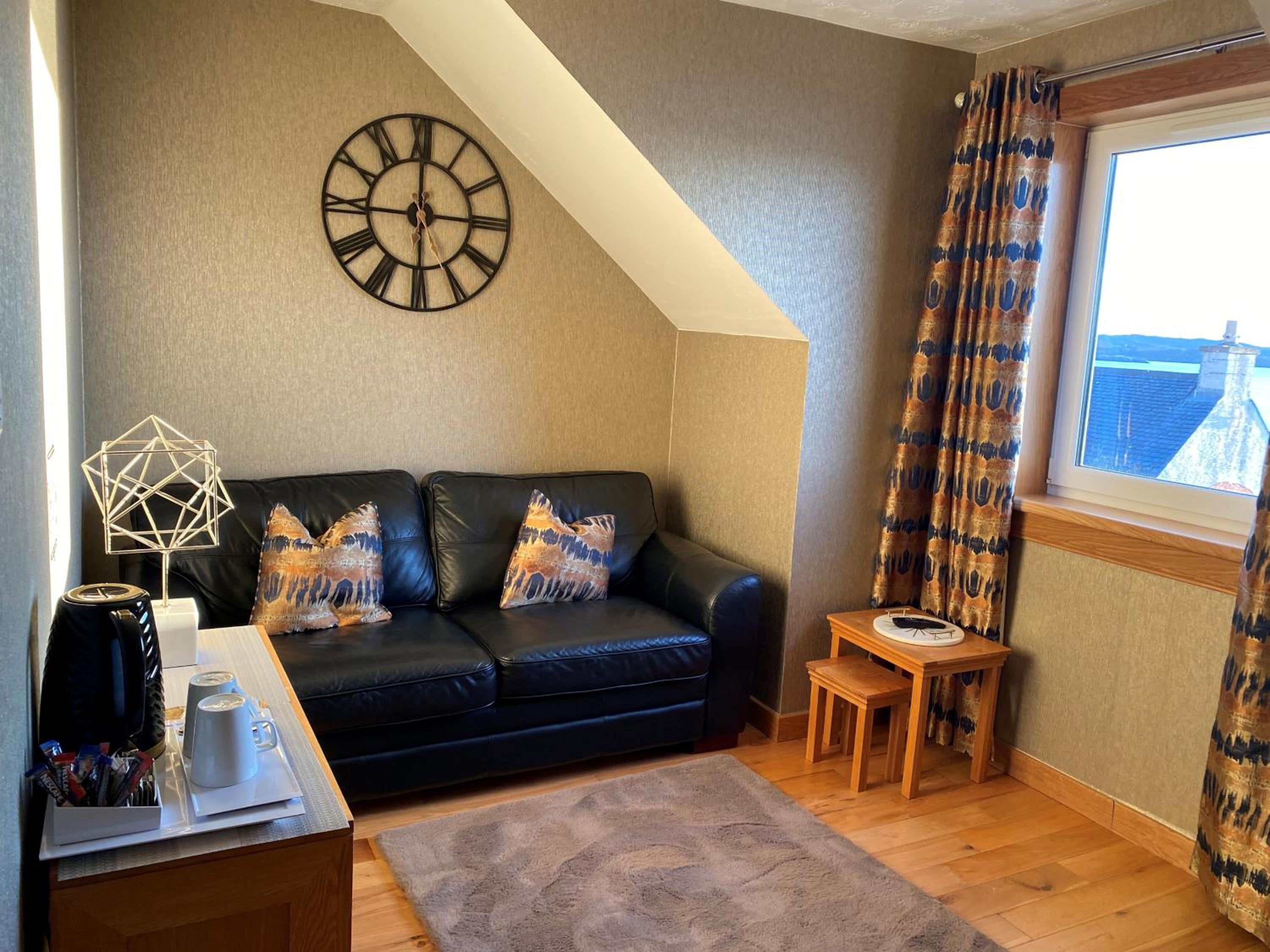 King Suite with Sea View photo 2
