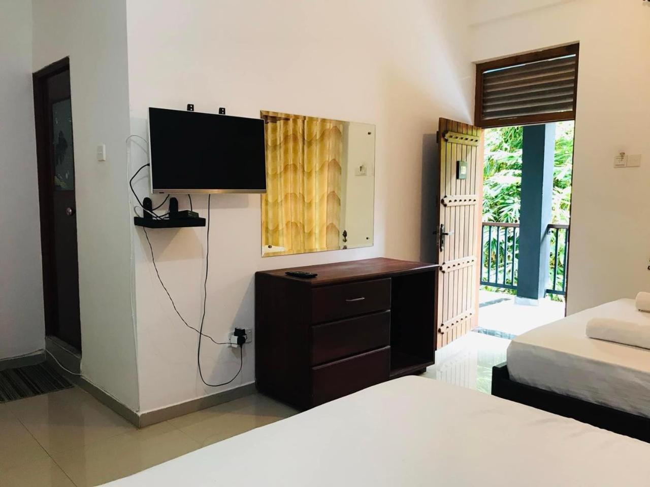 Deluxe Family Room photo 1
