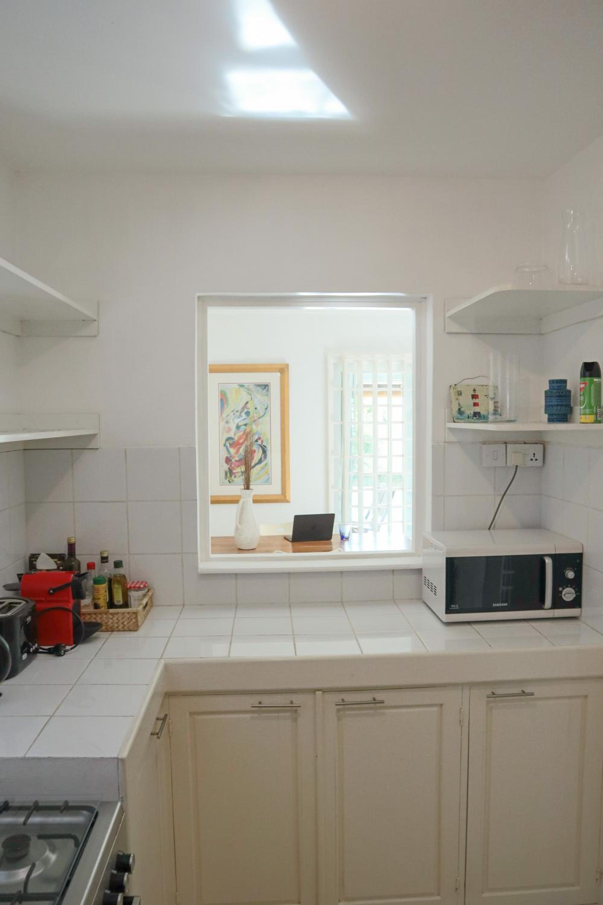 Three-Bedroom House photo 3